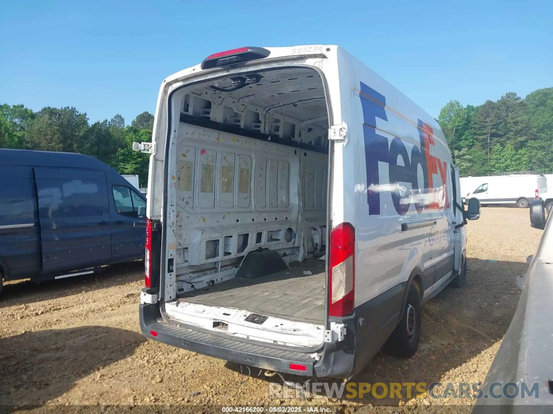 4 fotografías del automóvil dañado 1FTBW3X85LKA45660 FORD TRANSIT-350 CARGO VAN 2020