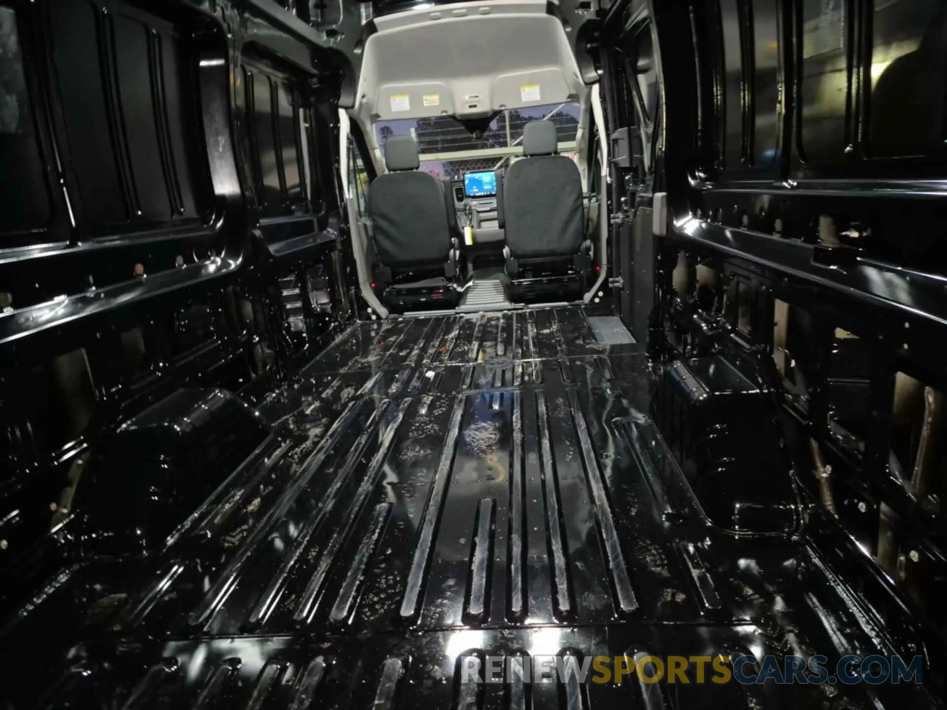 11 fotografías del automóvil dañado 1FTBW3X85PKB90171 FORD TRANSIT-350 CARGO VAN 2023