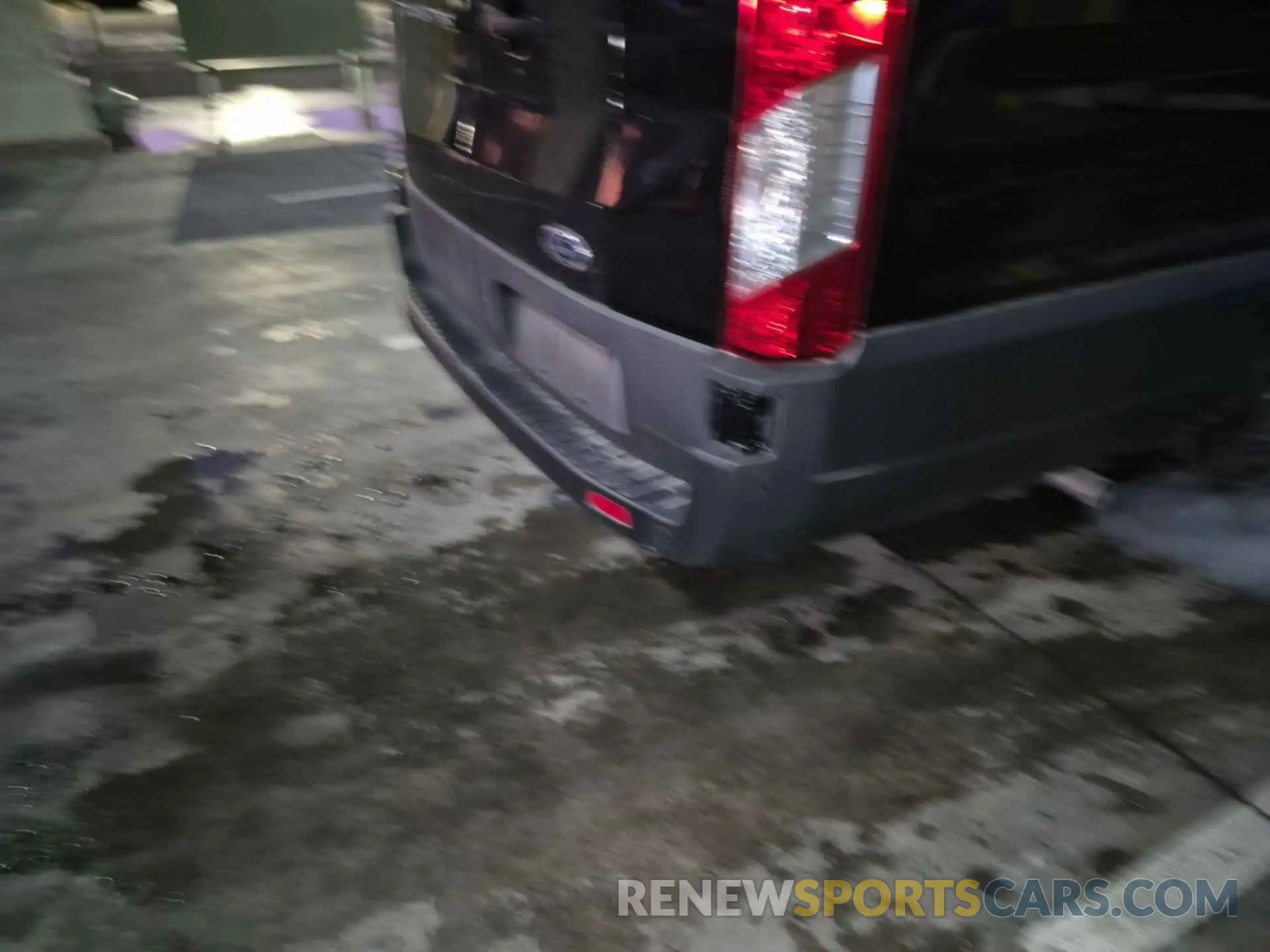 3 fotografías del automóvil dañado 1FTBW3X85PKB90171 FORD TRANSIT-350 CARGO VAN 2023