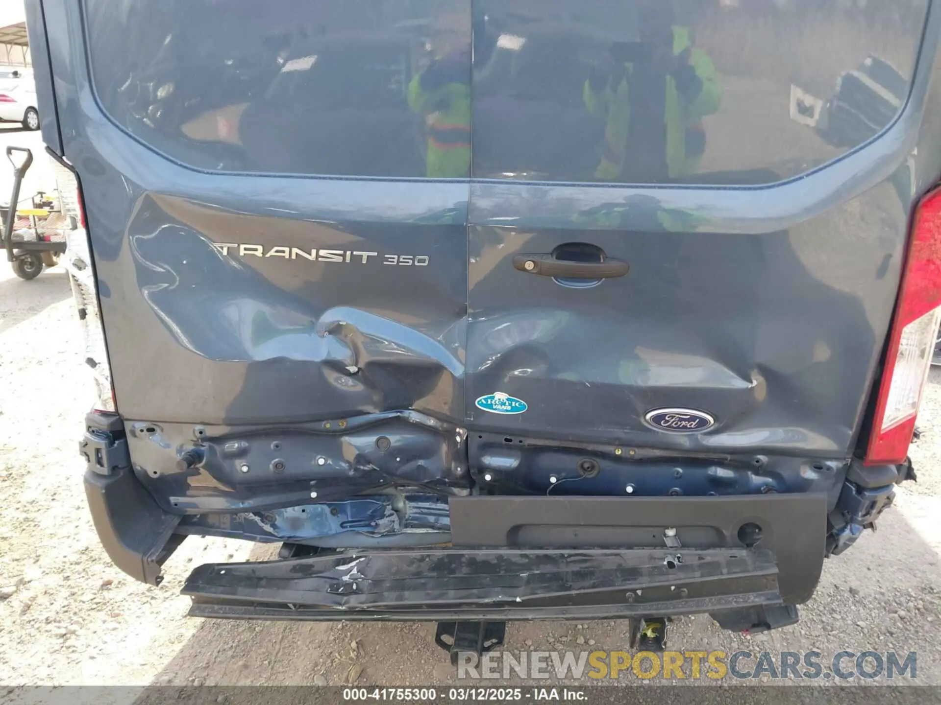 19 fotografías del automóvil dañado 1FTBW3X85PKC12640 FORD TRANSIT-350 CARGO VAN 2023