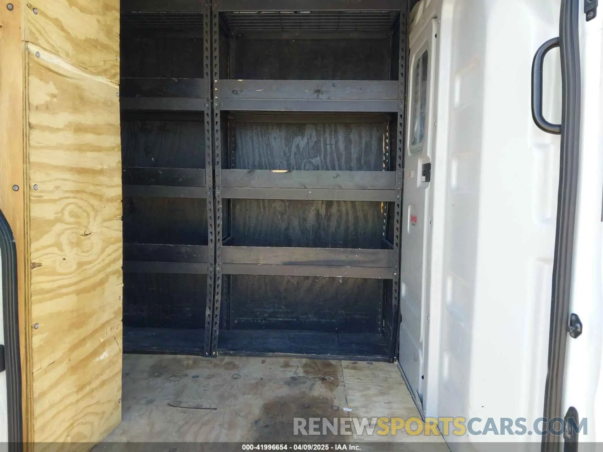 8 fotografías del automóvil dañado 1FTLW3X86PKC12960 FORD TRANSIT-350 CARGO VAN 2023