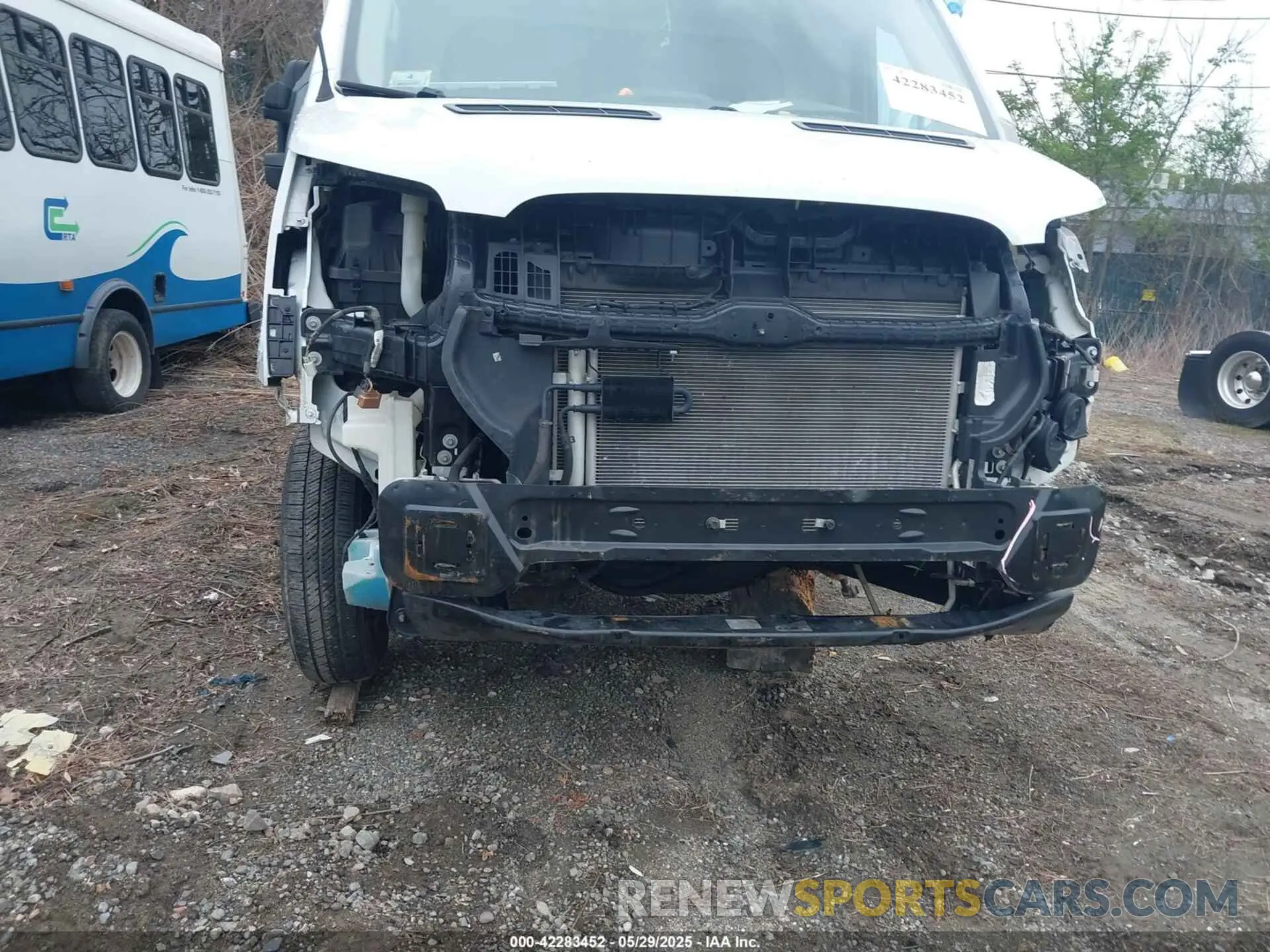 17 fotografías del automóvil dañado 1FDBF6PM8KKB87302 FORD TRANSIT-350 CUTAWAY 2019