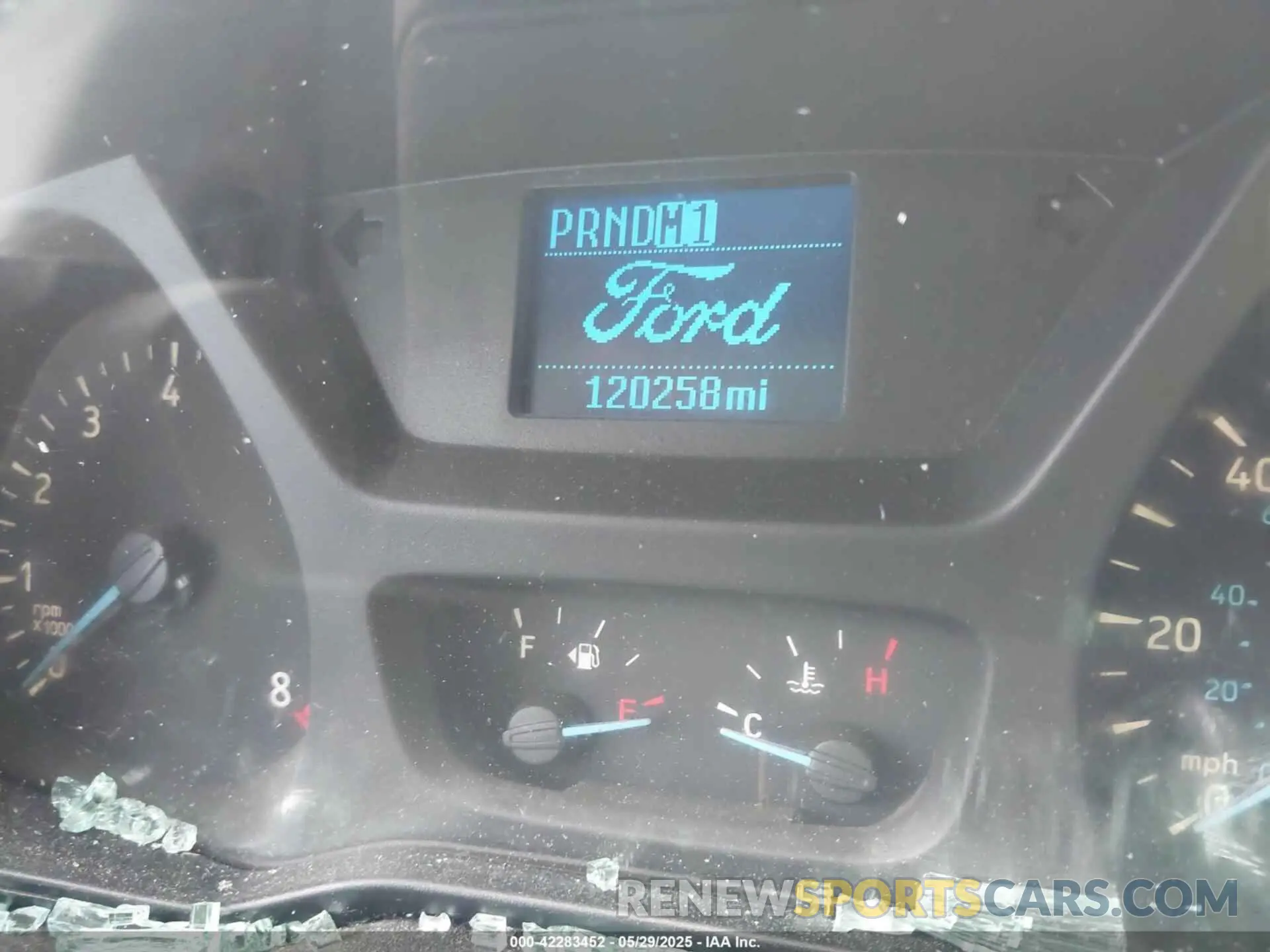 5 fotografías del automóvil dañado 1FDBF6PM8KKB87302 FORD TRANSIT-350 CUTAWAY 2019