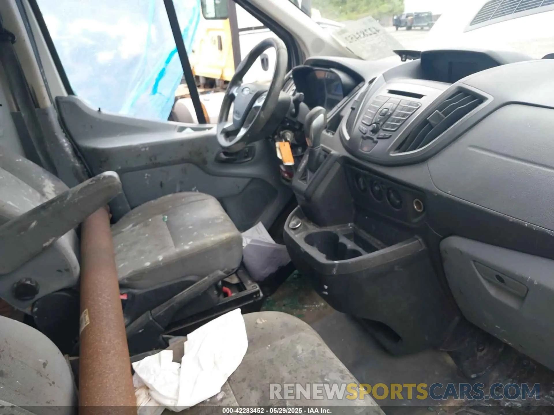 6 fotografías del automóvil dañado 1FDBF6PM8KKB87302 FORD TRANSIT-350 CUTAWAY 2019
