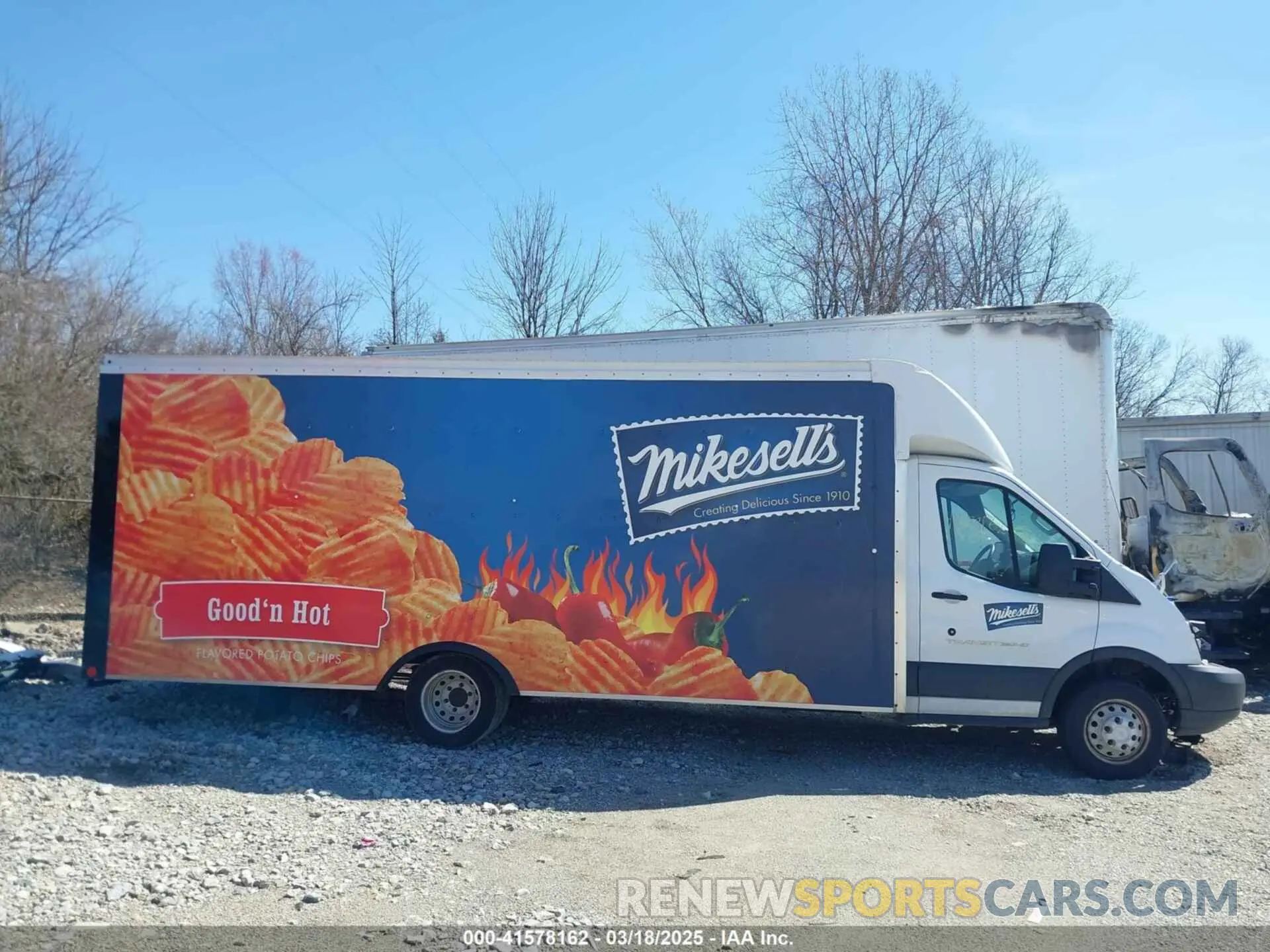 14 fotografías del automóvil dañado 1FDBF9PM6KKB48449 FORD TRANSIT-350 CUTAWAY 2019