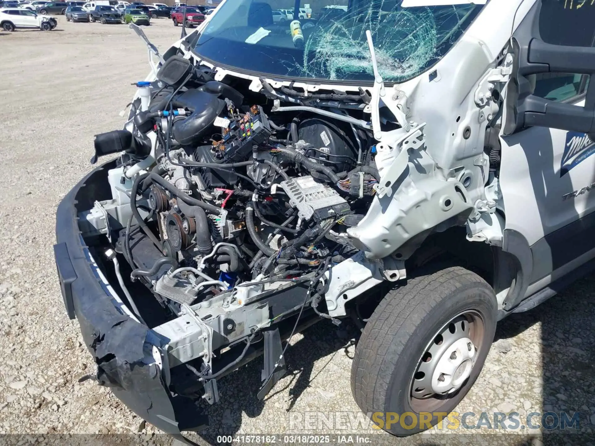 17 fotografías del automóvil dañado 1FDBF9PM6KKB48449 FORD TRANSIT-350 CUTAWAY 2019