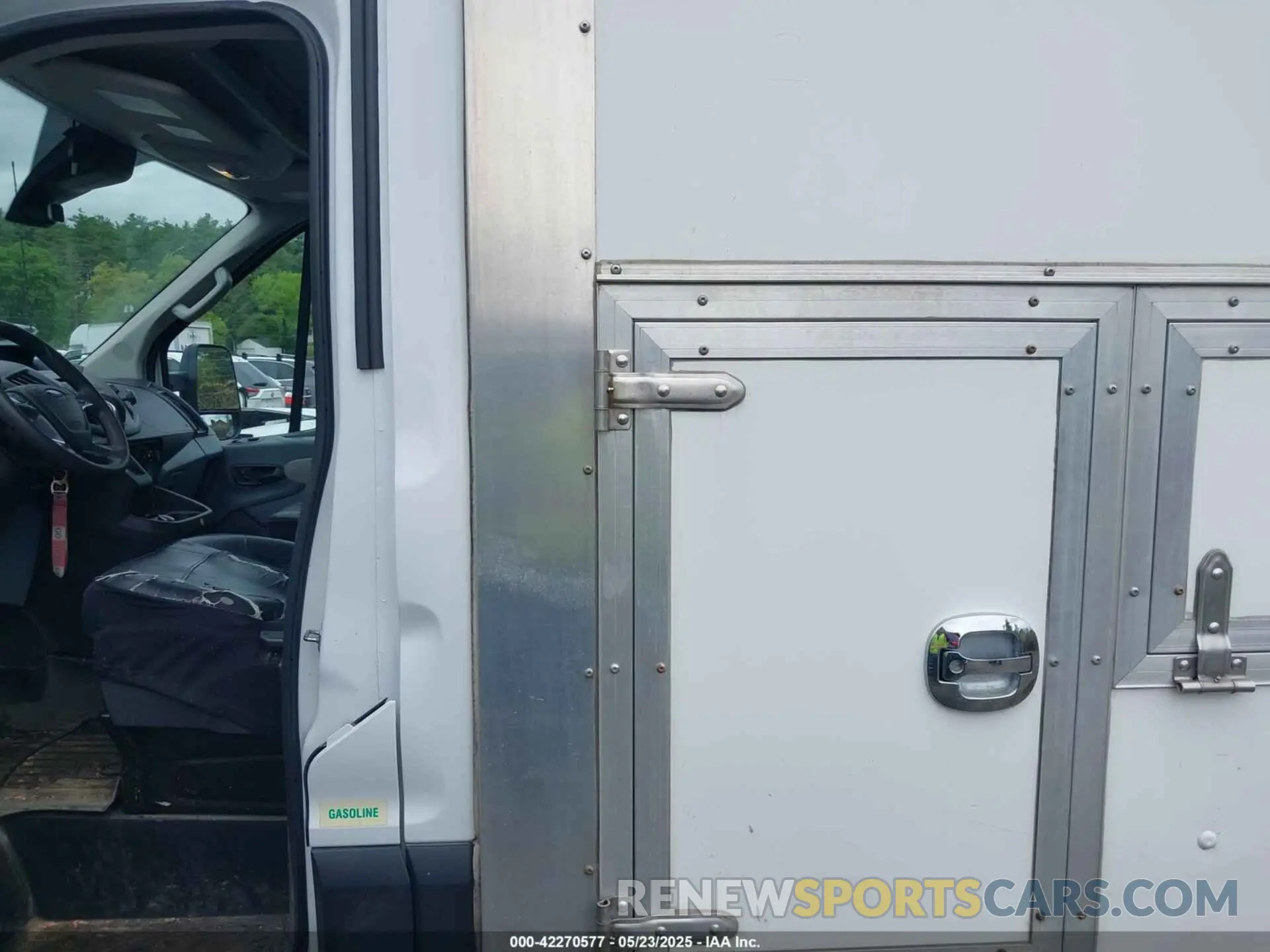 7 fotografías del automóvil dañado 1FDBW5PM8KKA68031 FORD TRANSIT-350 CUTAWAY 2019