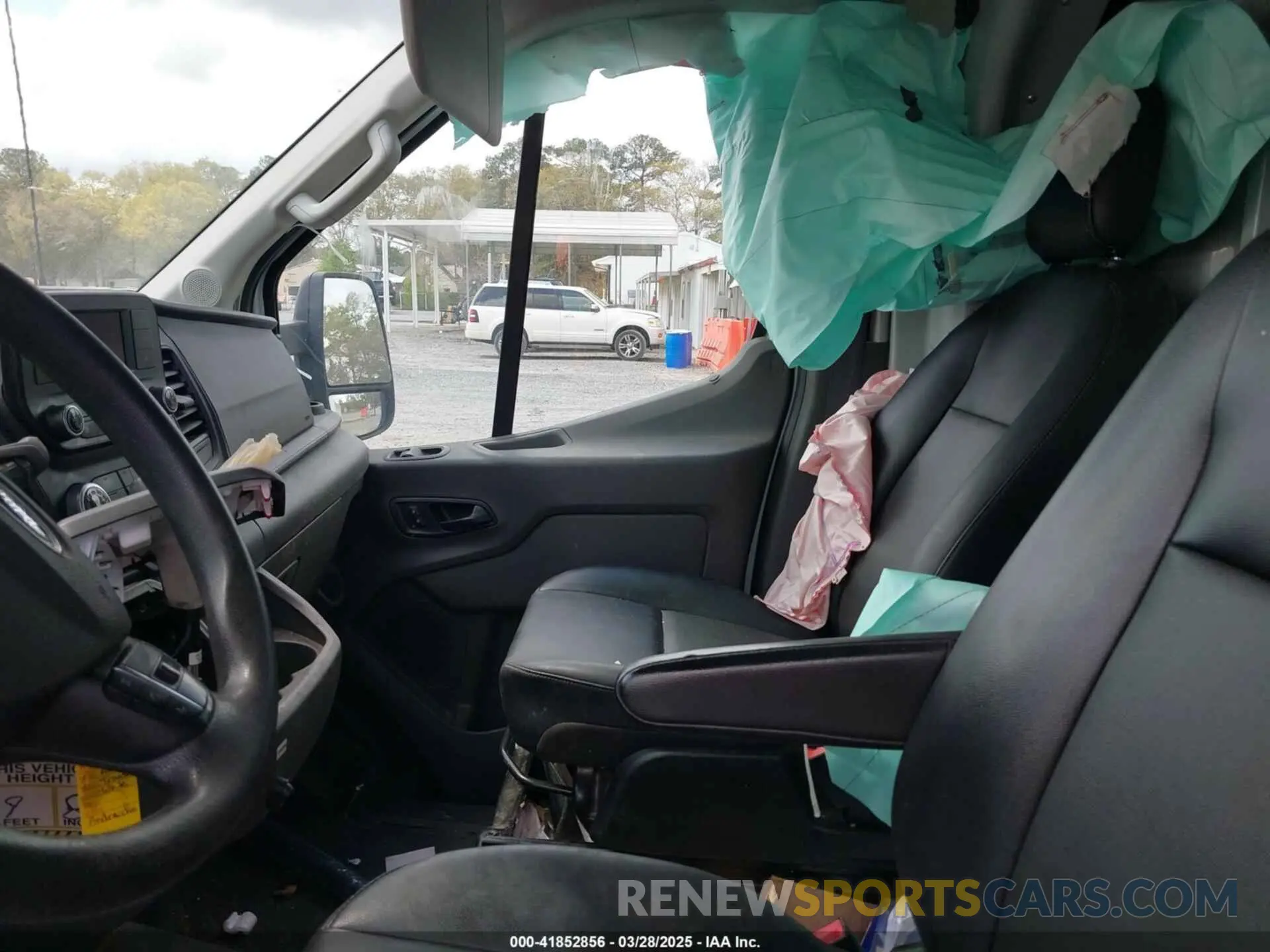 7 fotografías del automóvil dañado 1FDBF6P86LKB53296 FORD TRANSIT-350 CUTAWAY 2020