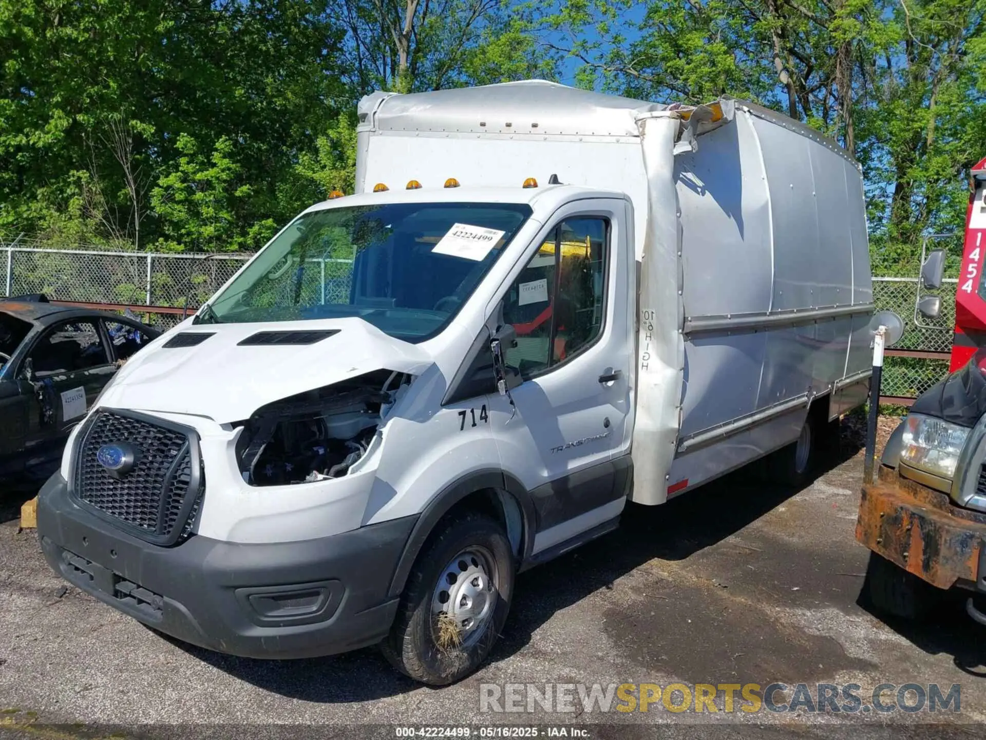 2 fotografías del automóvil dañado 1FDSF6P85RKB79591 FORD TRANSIT-350 CUTAWAY 2024