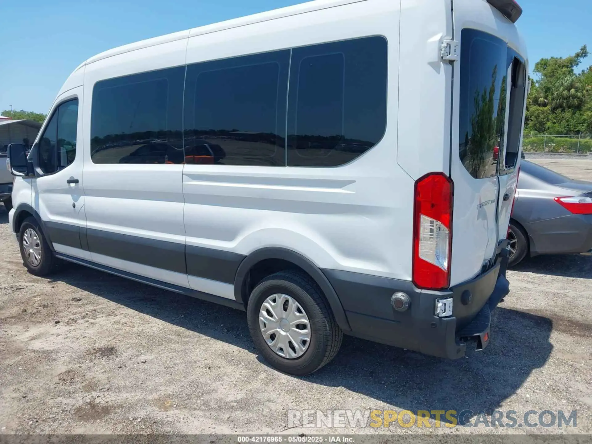 3 fotografías del automóvil dañado 1FBAX2C80LKA23515 FORD TRANSIT-350 PASSENGER VAN 2020