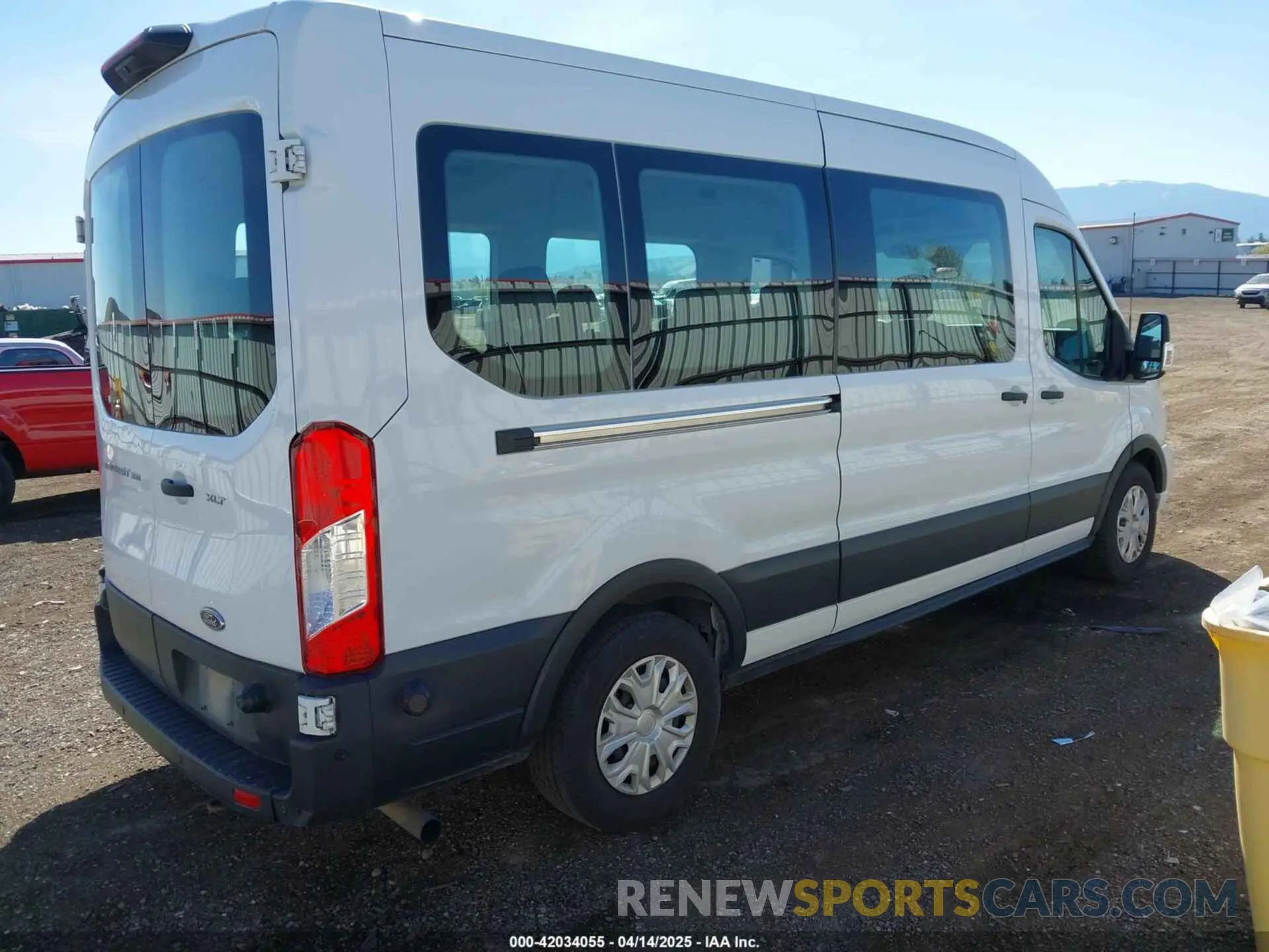 4 fotografías del automóvil dañado 1FBAX2C85LKA42853 FORD TRANSIT-350 PASSENGER VAN 2020