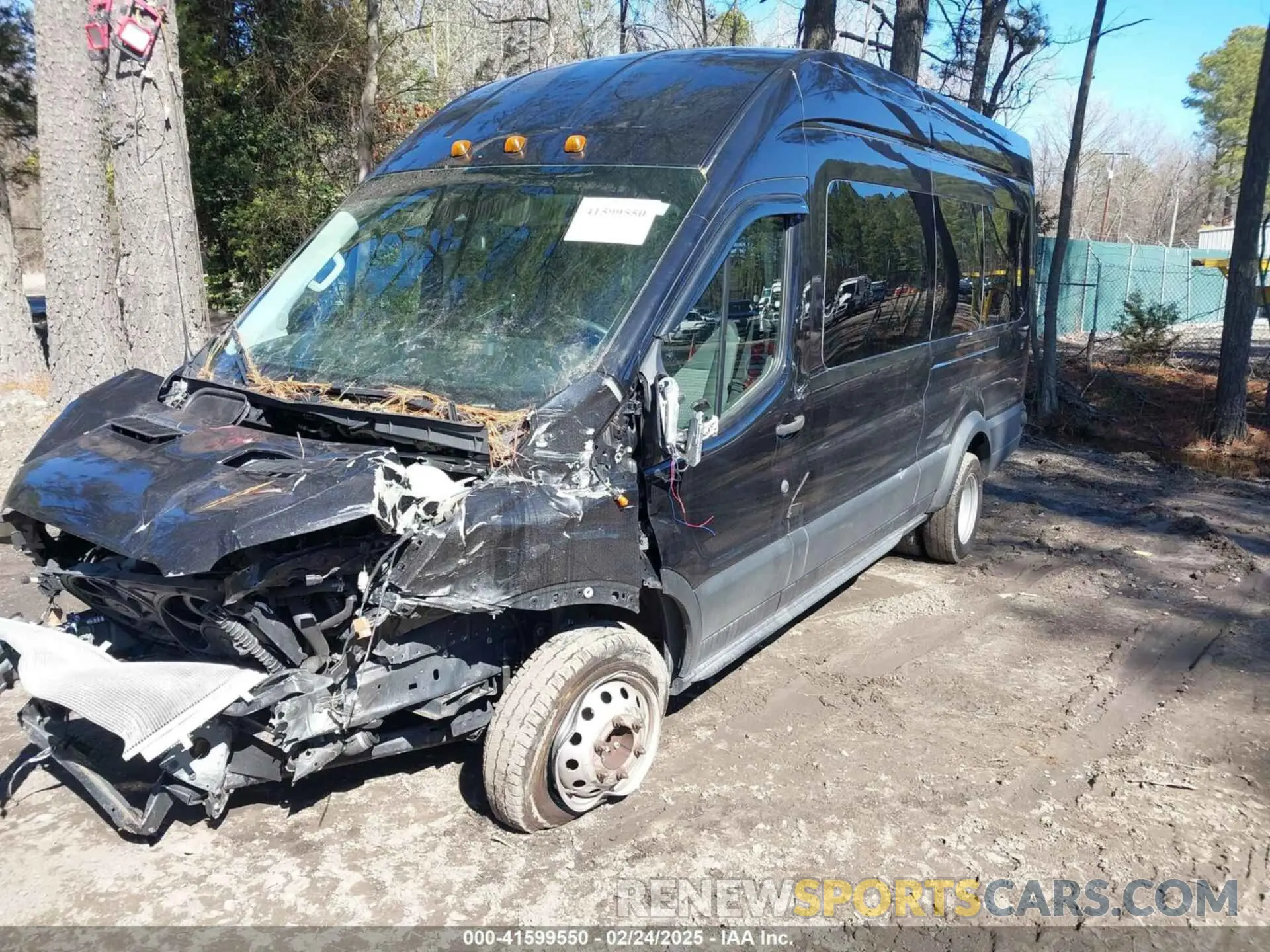 2 fotografías del automóvil dañado 1FBVU4XG2LKA45474 FORD TRANSIT-350 PASSENGER VAN 2020