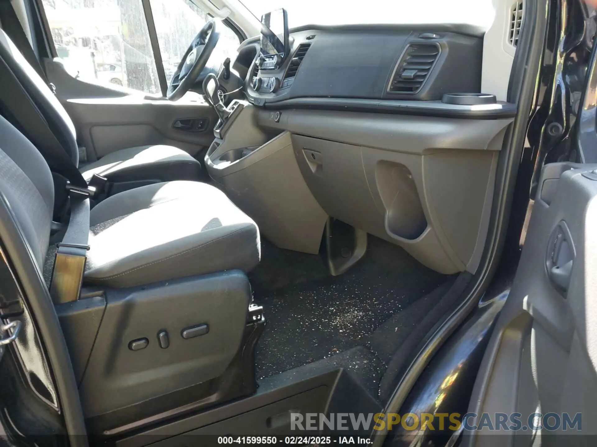 5 fotografías del automóvil dañado 1FBVU4XG2LKA45474 FORD TRANSIT-350 PASSENGER VAN 2020