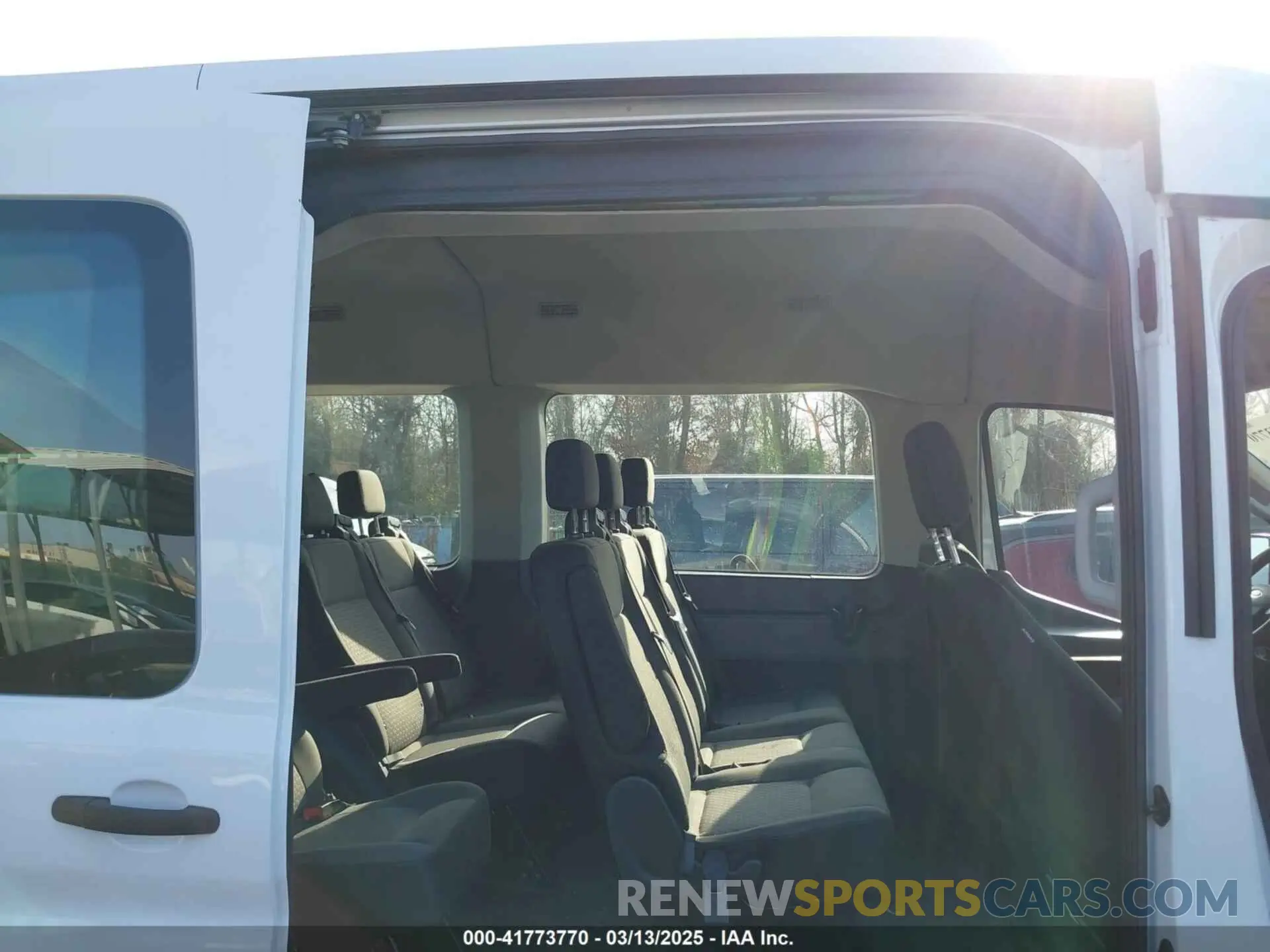 8 fotografías del automóvil dañado 1FBAX2C89MKA49631 FORD TRANSIT-350 PASSENGER VAN 2021