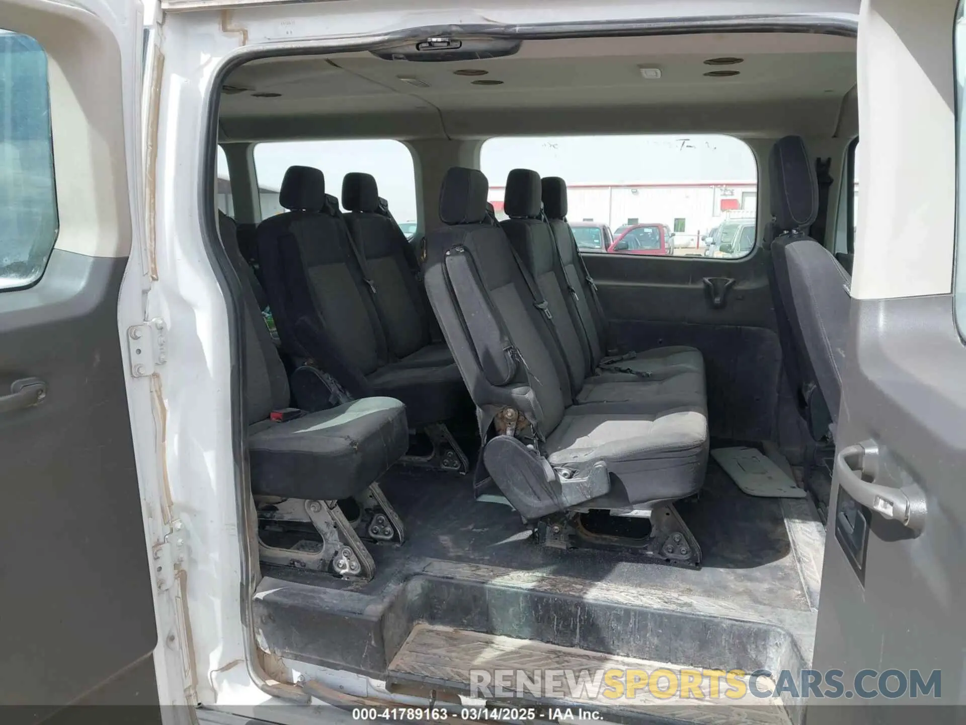 8 fotografías del automóvil dañado 1FBAX2Y87MKA31685 FORD TRANSIT-350 PASSENGER VAN 2021
