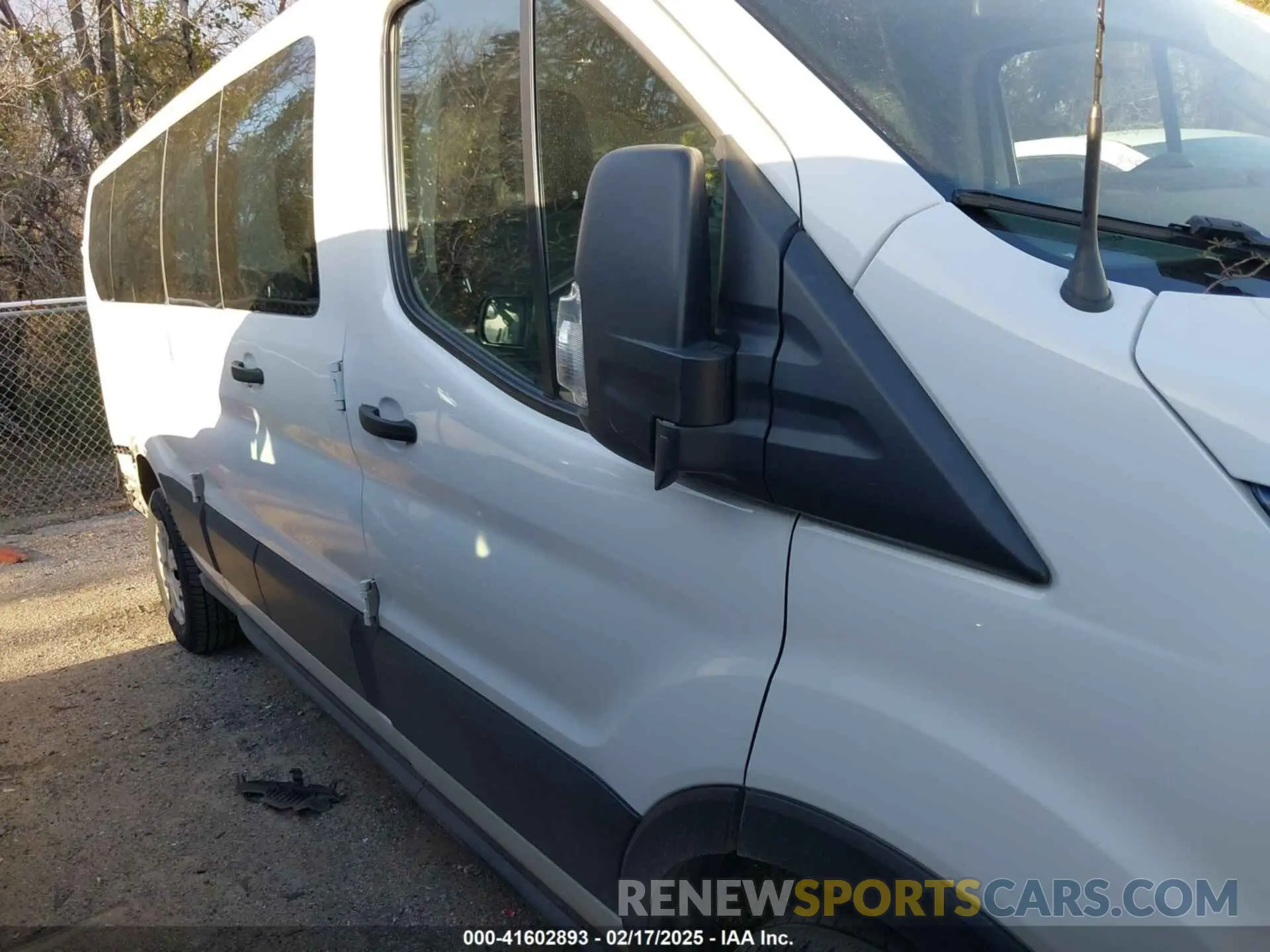 13 fotografías del automóvil dañado 1FBAX2Y89MKA49850 FORD TRANSIT-350 PASSENGER VAN 2021