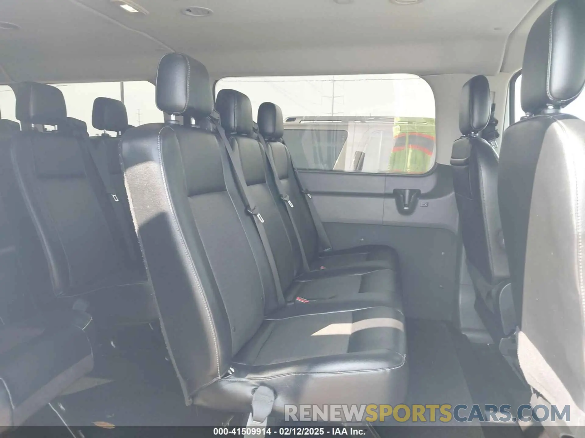 8 fotografías del automóvil dañado 1FBAX2Y85NKA67540 FORD TRANSIT-350 PASSENGER VAN 2022