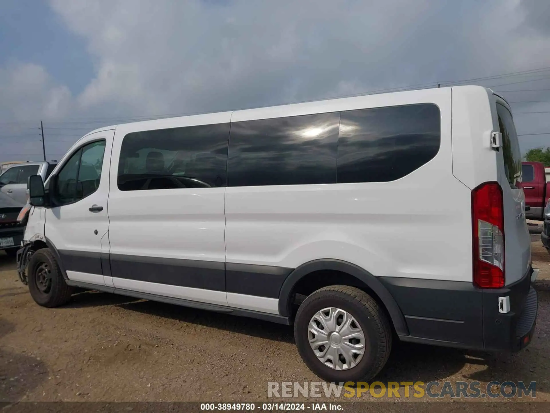 15 fotografías del automóvil dañado 1FBAX2Y86NKA79079 FORD TRANSIT-350 PASSENGER VAN 2022