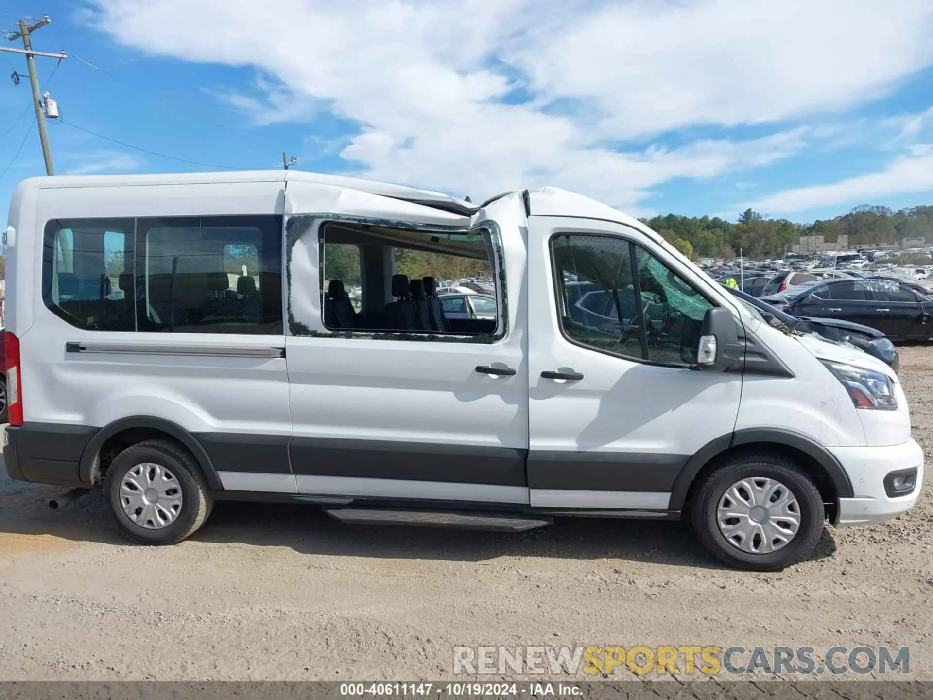 13 fotografías del automóvil dañado 1FBAX2CG0PKB68650 FORD TRANSIT-350 PASSENGER VAN 2023