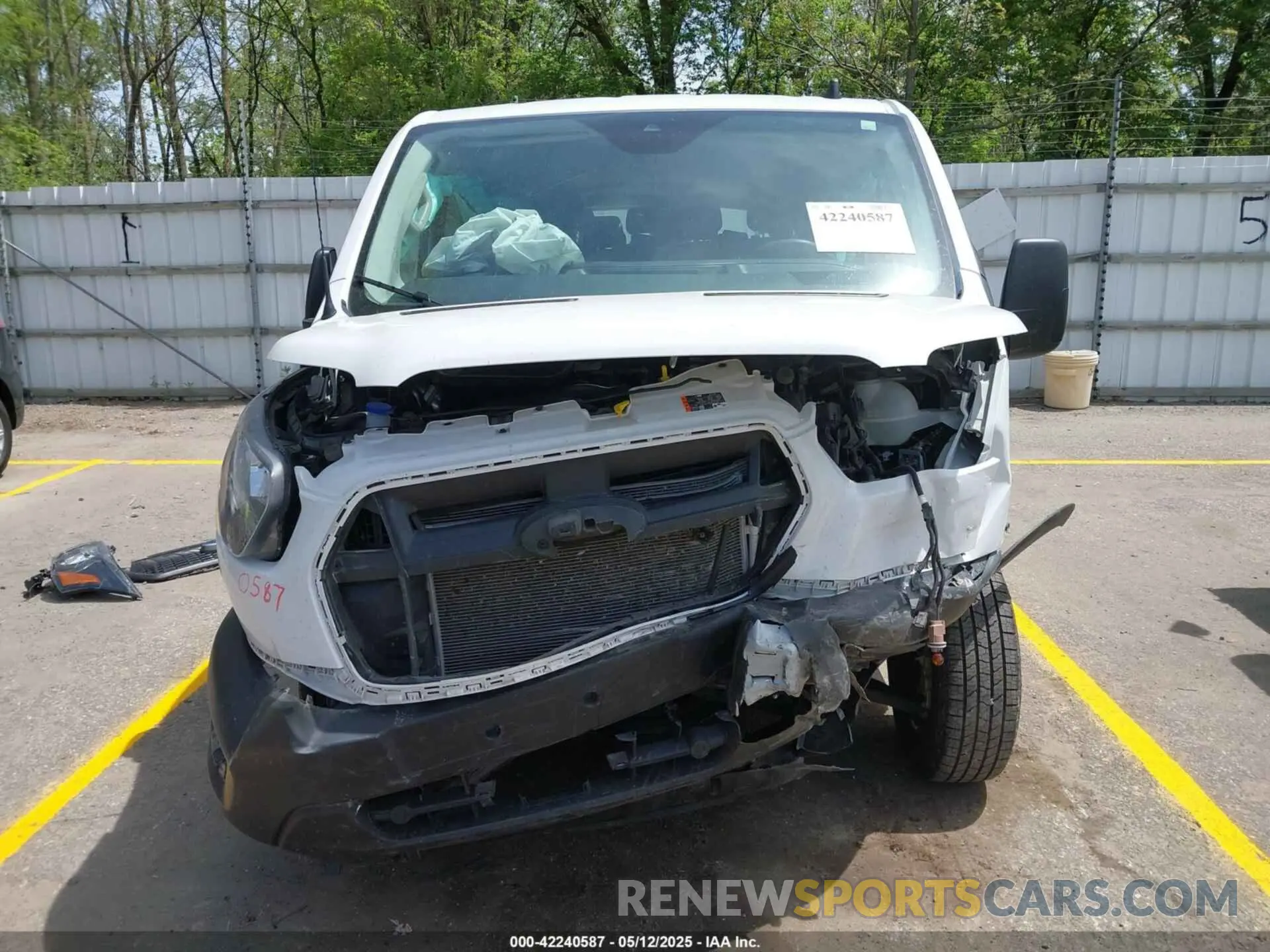 13 fotografías del automóvil dañado 1FBAX2Y82PKA55722 FORD TRANSIT-350 PASSENGER VAN 2023