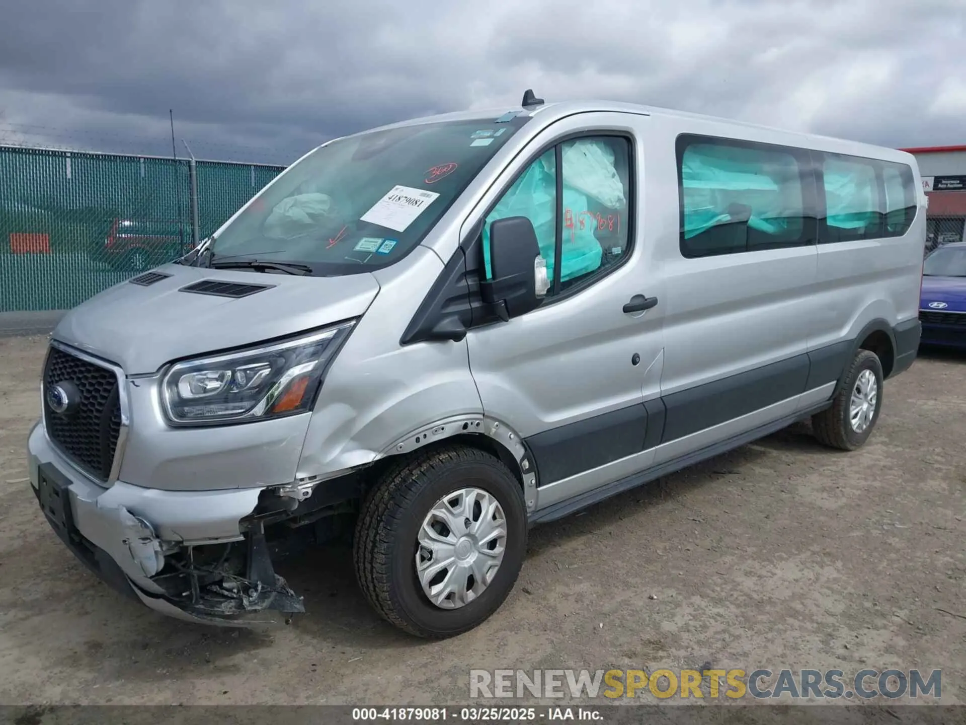 2 fotografías del automóvil dañado 1FBAX2Y86PKB08759 FORD TRANSIT-350 PASSENGER VAN 2023
