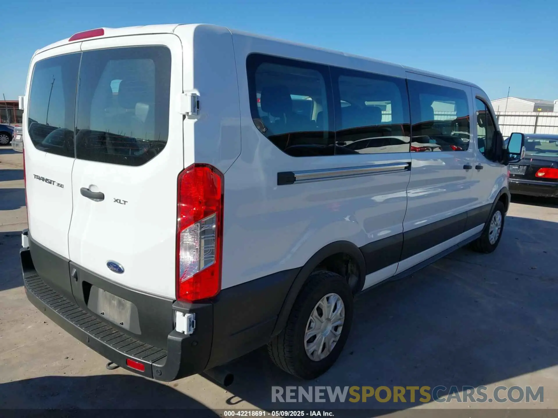 4 fotografías del automóvil dañado 1FBAX2Y8XPKB41098 FORD TRANSIT-350 PASSENGER VAN 2023