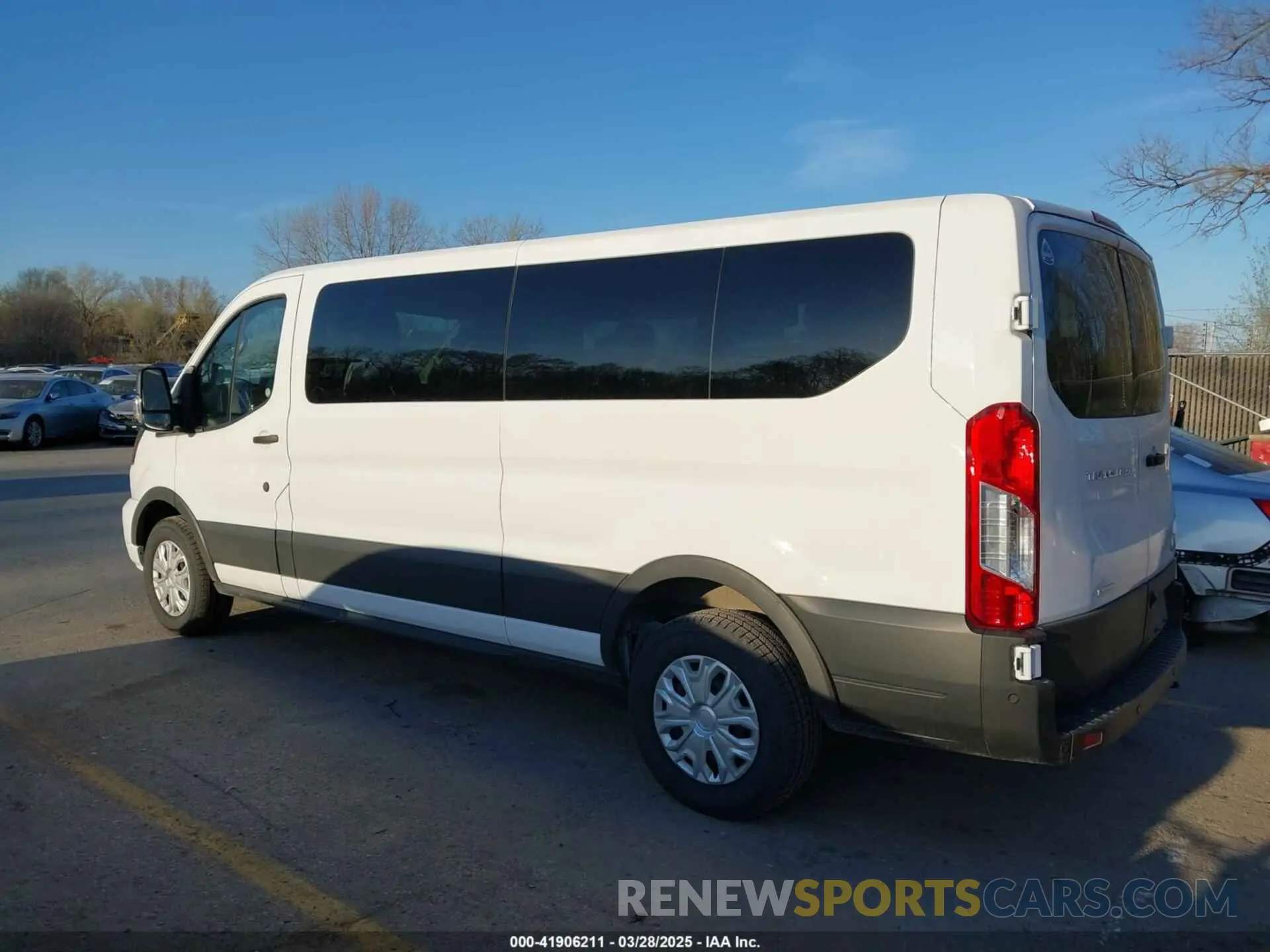 14 fotografías del automóvil dañado 1FBAX2YG1PKA89545 FORD TRANSIT-350 PASSENGER VAN 2023