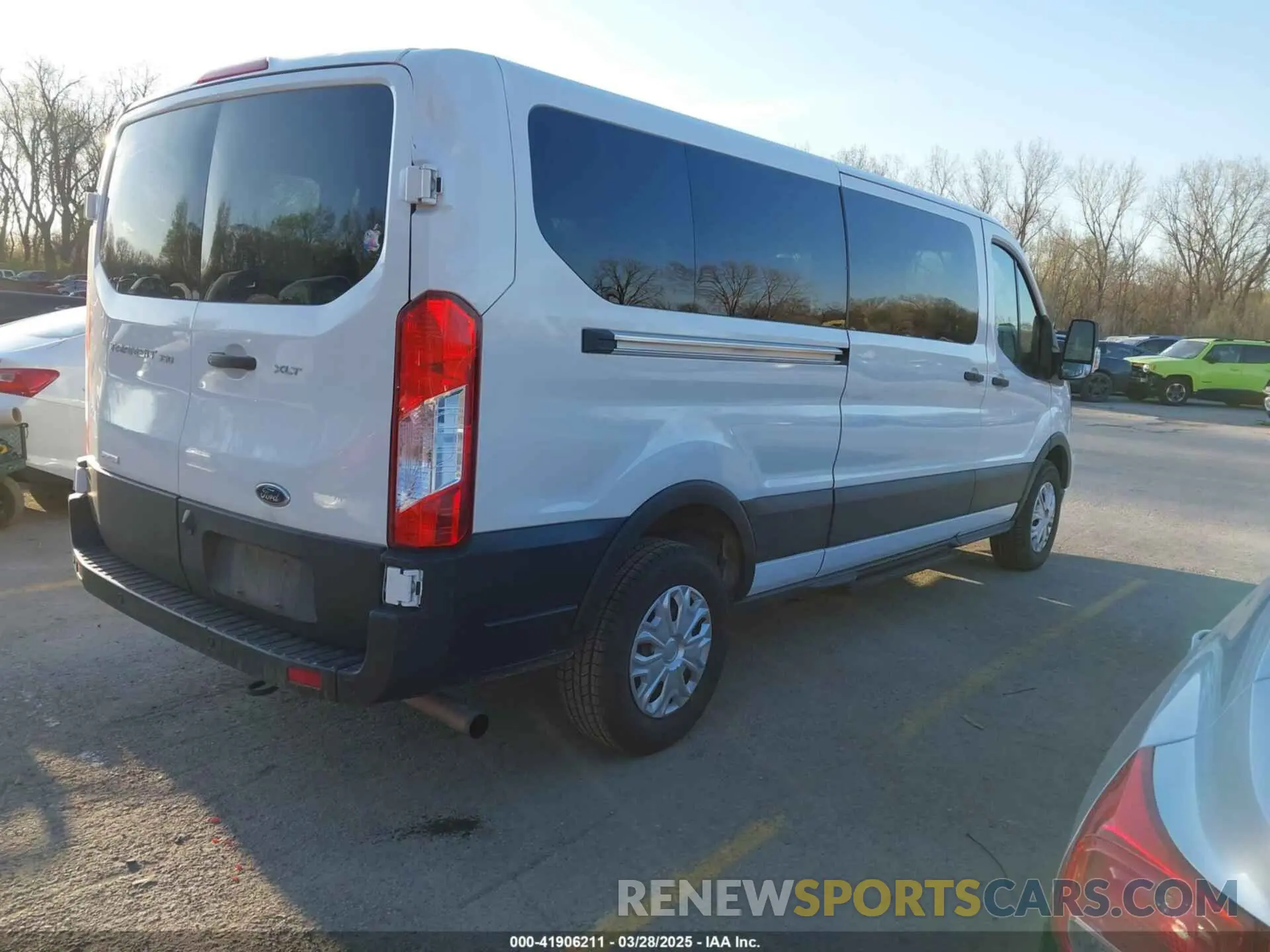4 fotografías del automóvil dañado 1FBAX2YG1PKA89545 FORD TRANSIT-350 PASSENGER VAN 2023