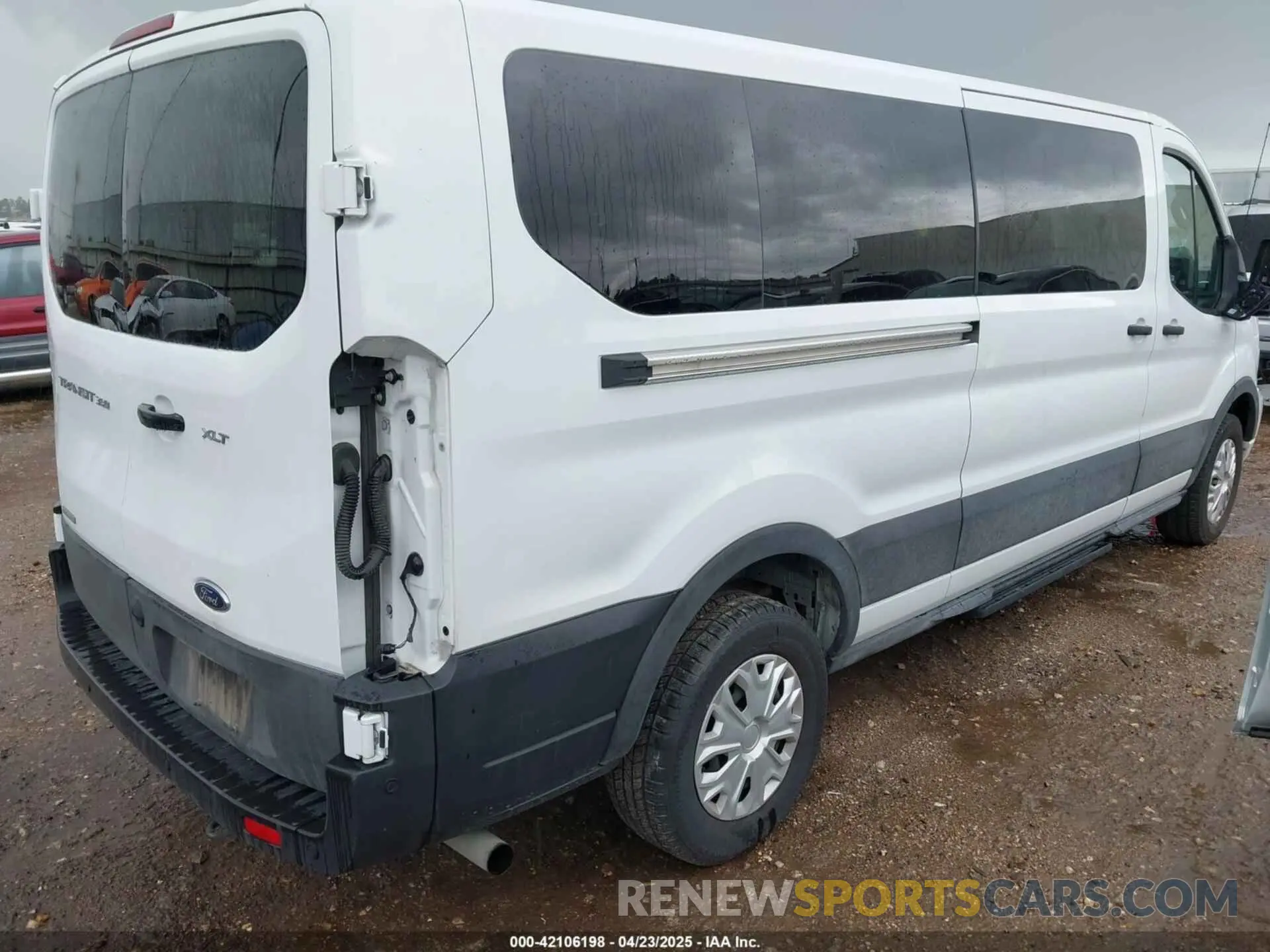 4 fotografías del automóvil dañado 1FBAX2YG2PKA91028 FORD TRANSIT-350 PASSENGER VAN 2023