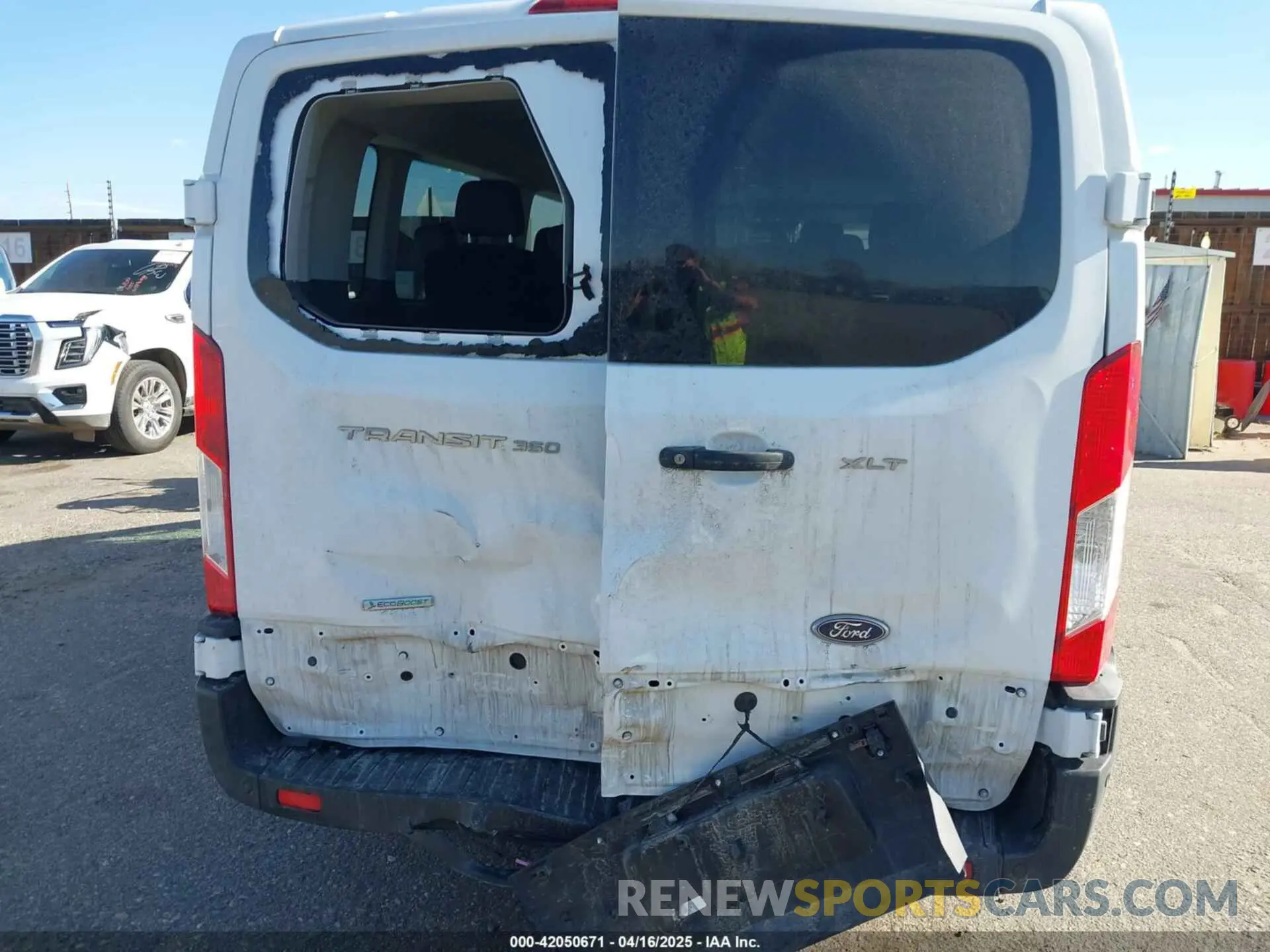 16 fotografías del automóvil dañado 1FBAX2YG2PKA93779 FORD TRANSIT-350 PASSENGER VAN 2023
