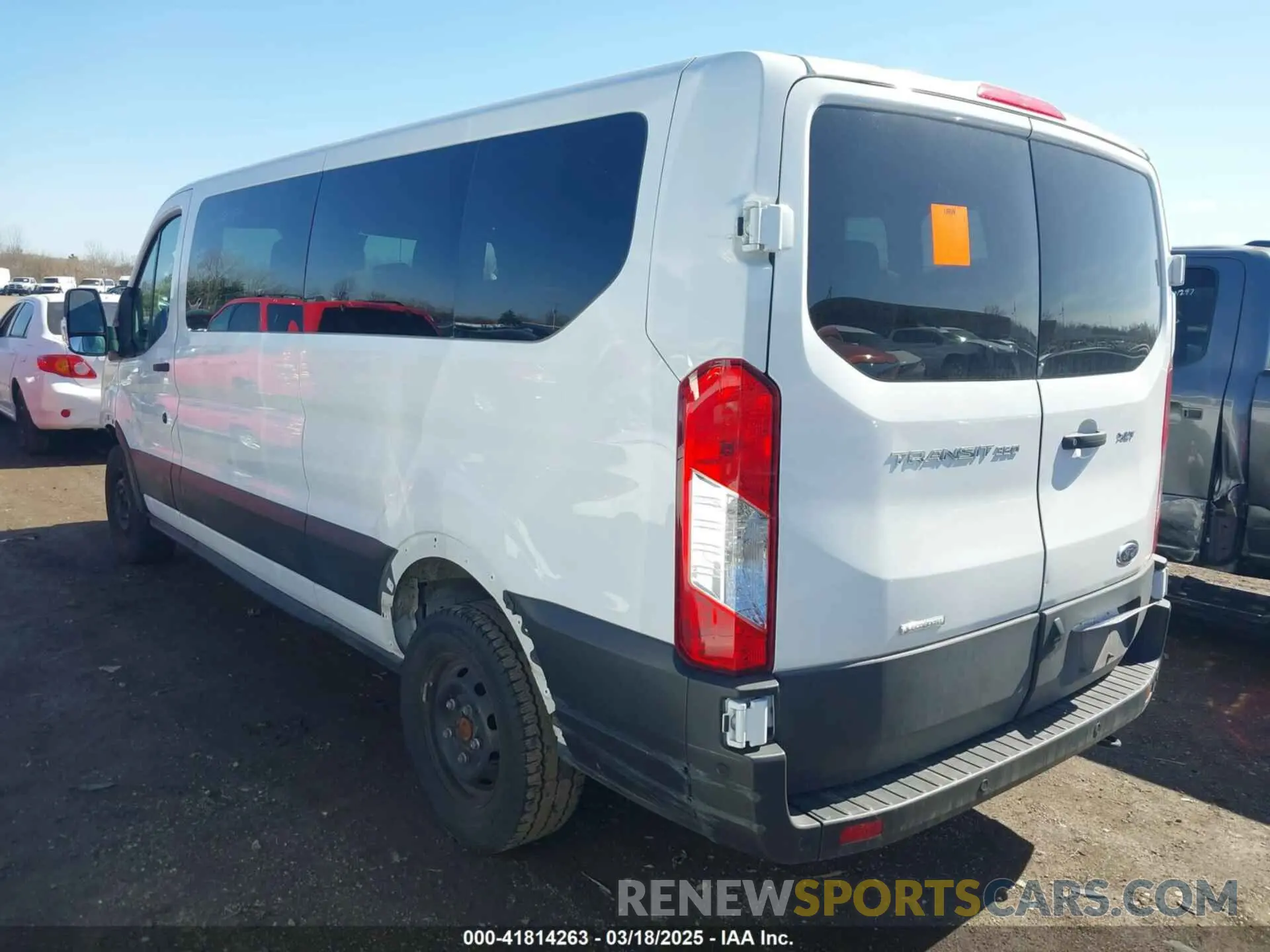 3 fotografías del automóvil dañado 1FBAX2YG2PKB09012 FORD TRANSIT-350 PASSENGER VAN 2023