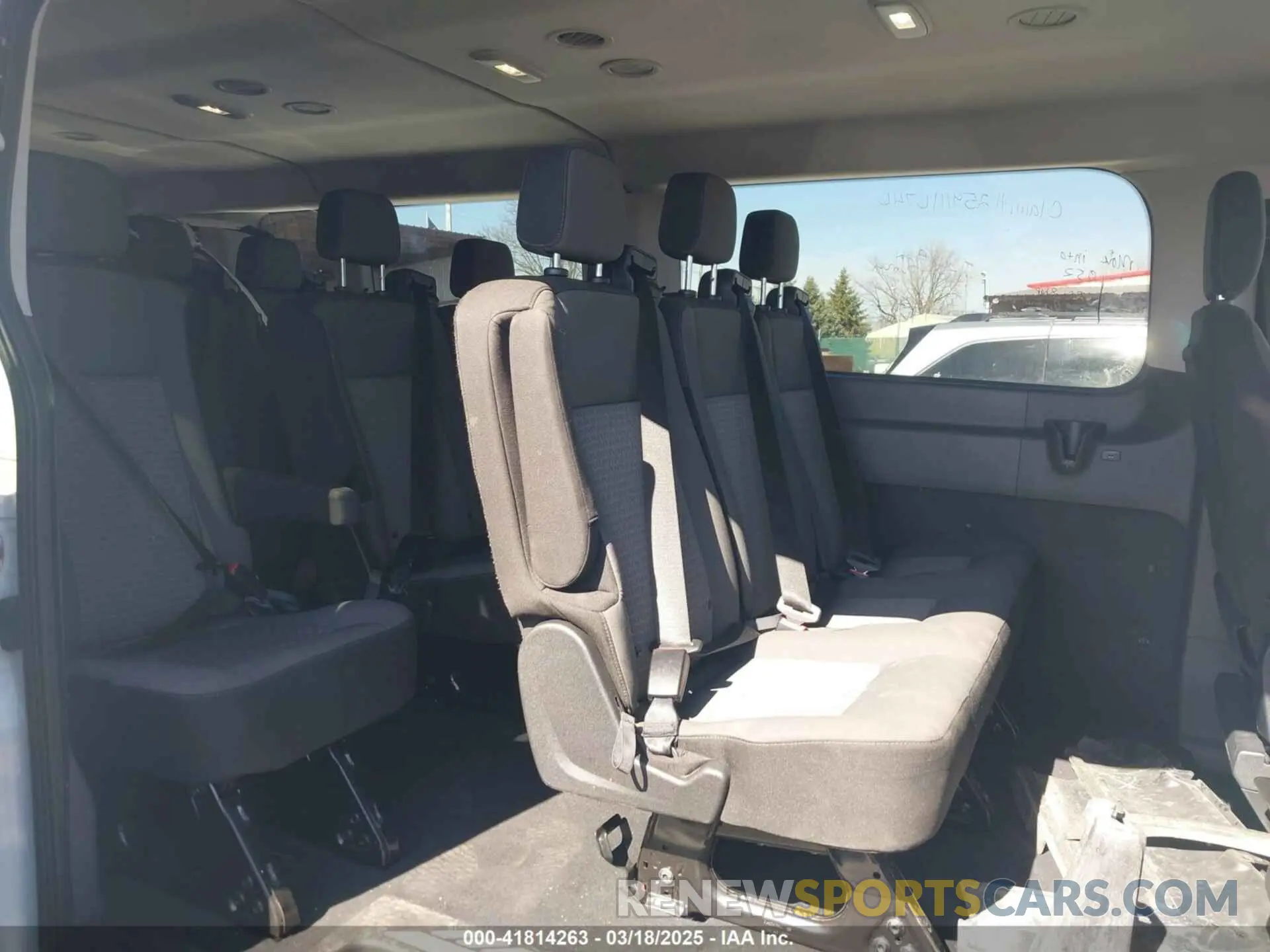 8 fotografías del automóvil dañado 1FBAX2YG2PKB09012 FORD TRANSIT-350 PASSENGER VAN 2023