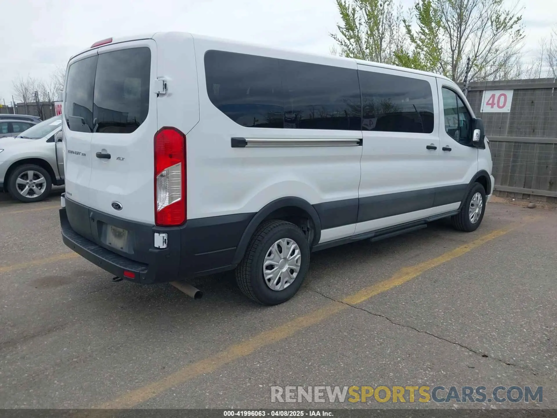 4 fotografías del automóvil dañado 1FBAX2YG3PKA63237 FORD TRANSIT-350 PASSENGER VAN 2023