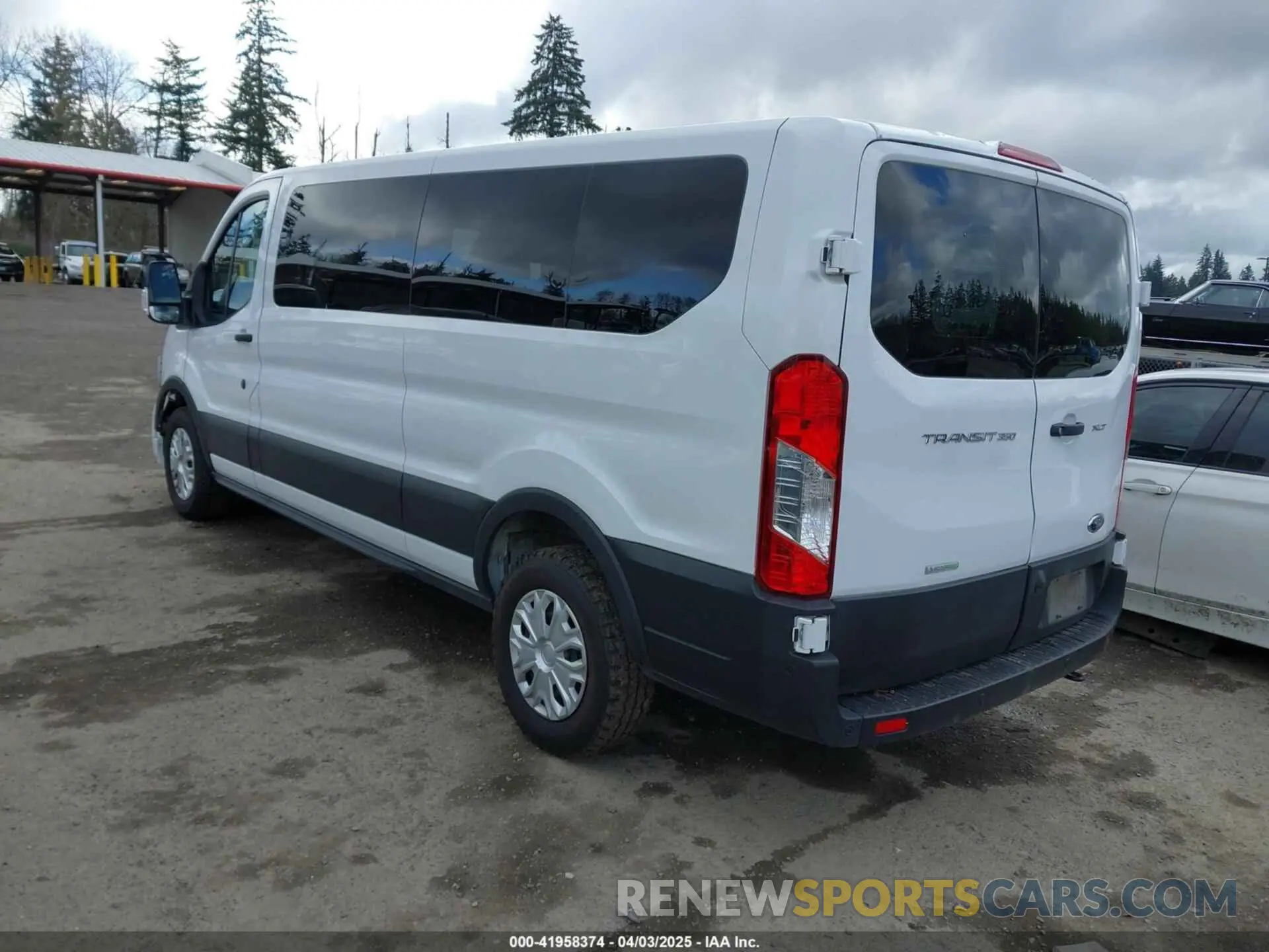 3 fotografías del automóvil dañado 1FBAX2YGXPKA94291 FORD TRANSIT-350 PASSENGER VAN 2023