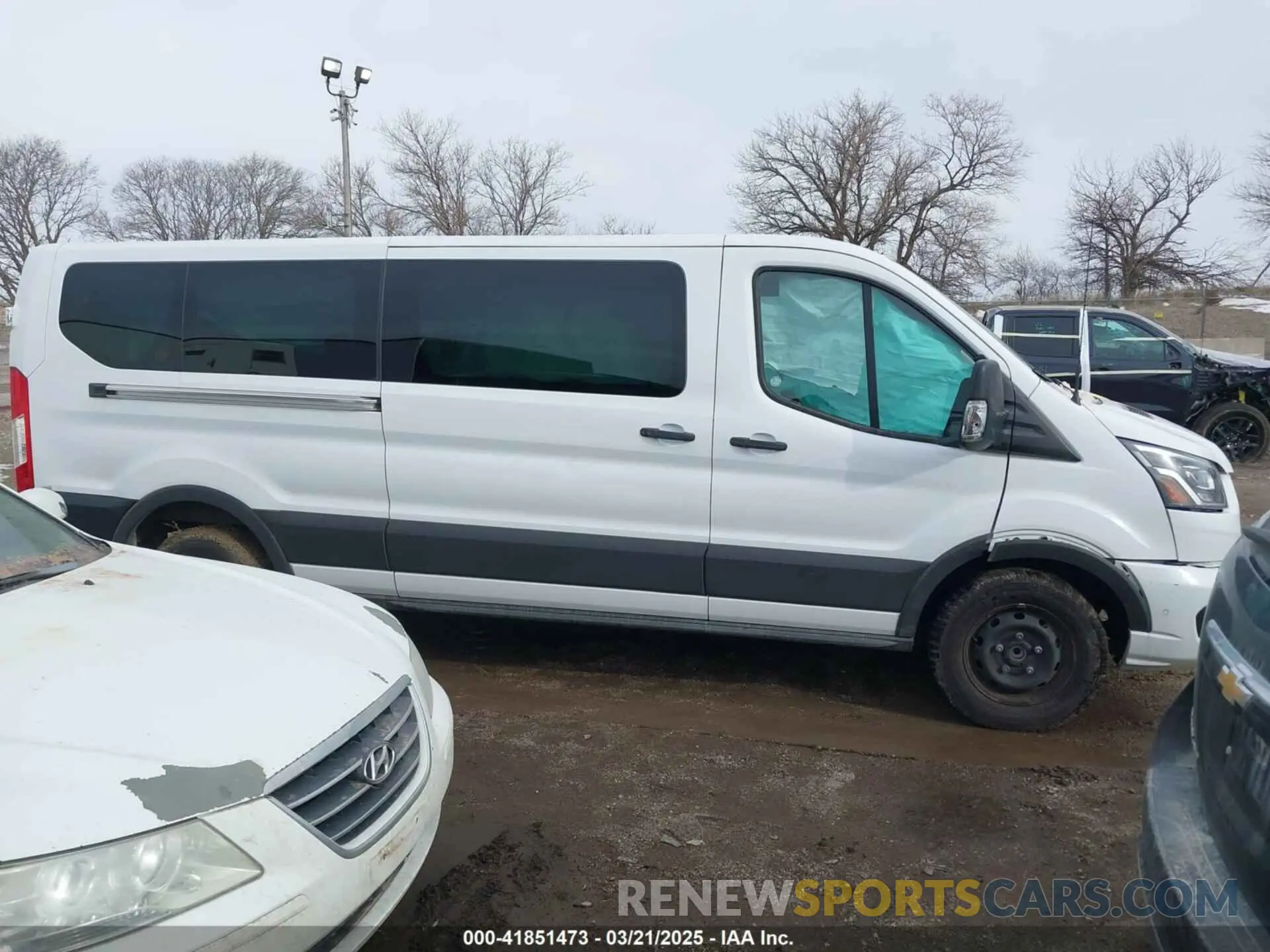13 fotografías del automóvil dañado 1FBAX2YGXPKB41710 FORD TRANSIT-350 PASSENGER VAN 2023
