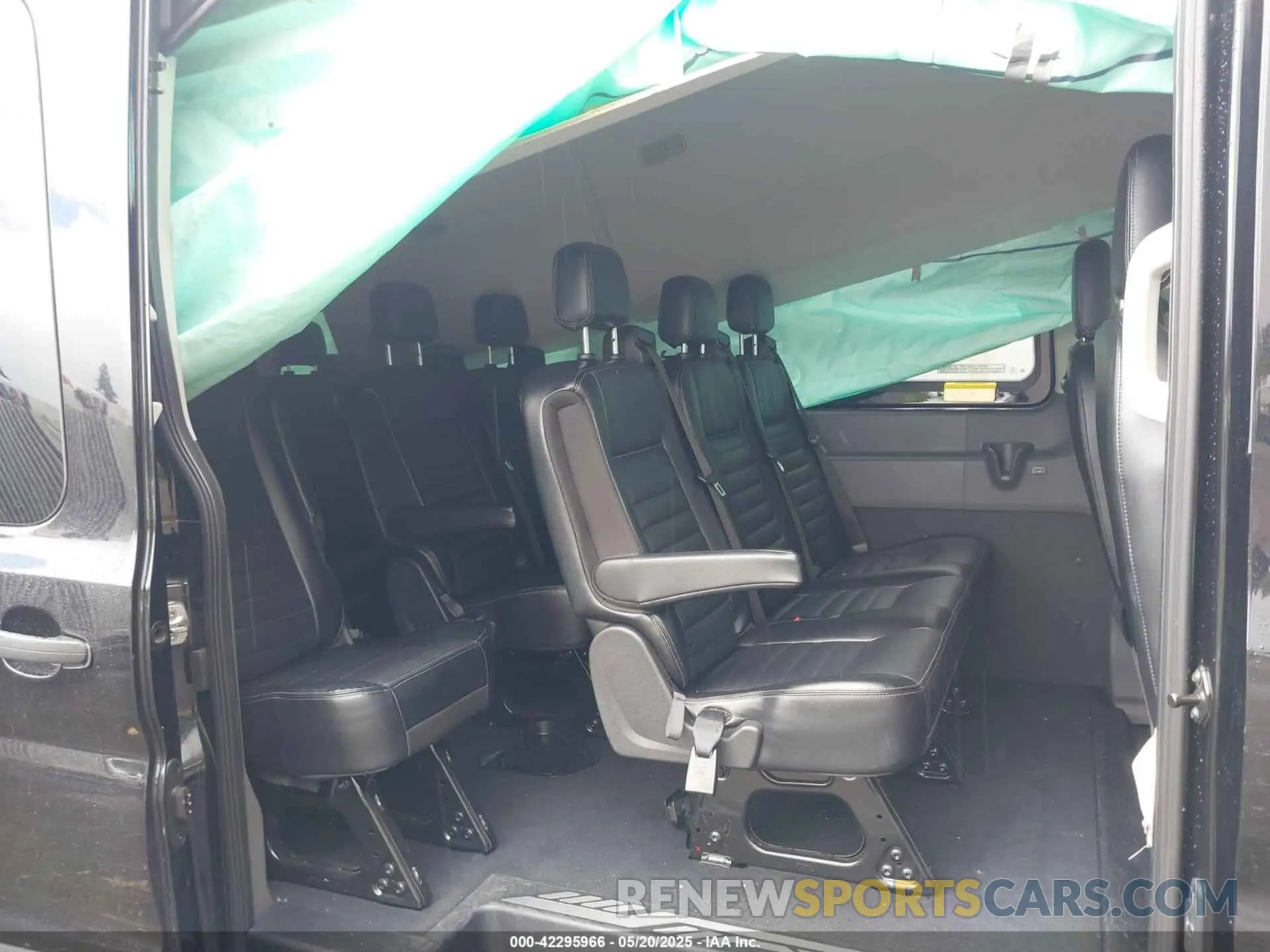 7 fotografías del automóvil dañado 1FBVU4X83PKA55378 FORD TRANSIT-350 PASSENGER VAN 2023