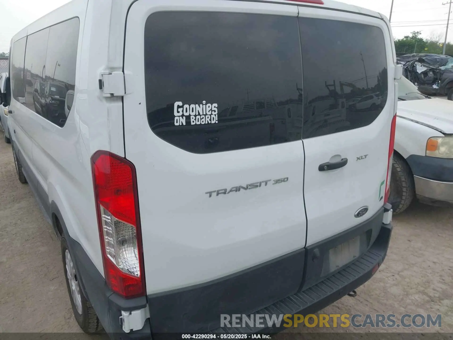 16 fotografías del automóvil dañado 1FDAX2Y89PKA45101 FORD TRANSIT-350 PASSENGER VAN 2023