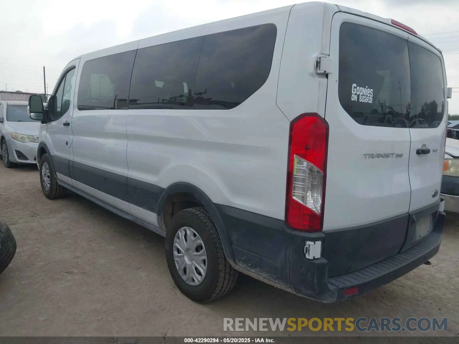 3 fotografías del automóvil dañado 1FDAX2Y89PKA45101 FORD TRANSIT-350 PASSENGER VAN 2023