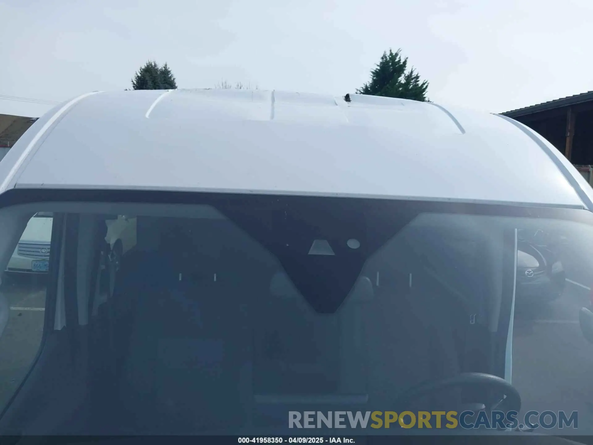 6 fotografías del automóvil dañado 1FBAX2C83RKA51950 FORD TRANSIT-350 PASSENGER VAN 2024