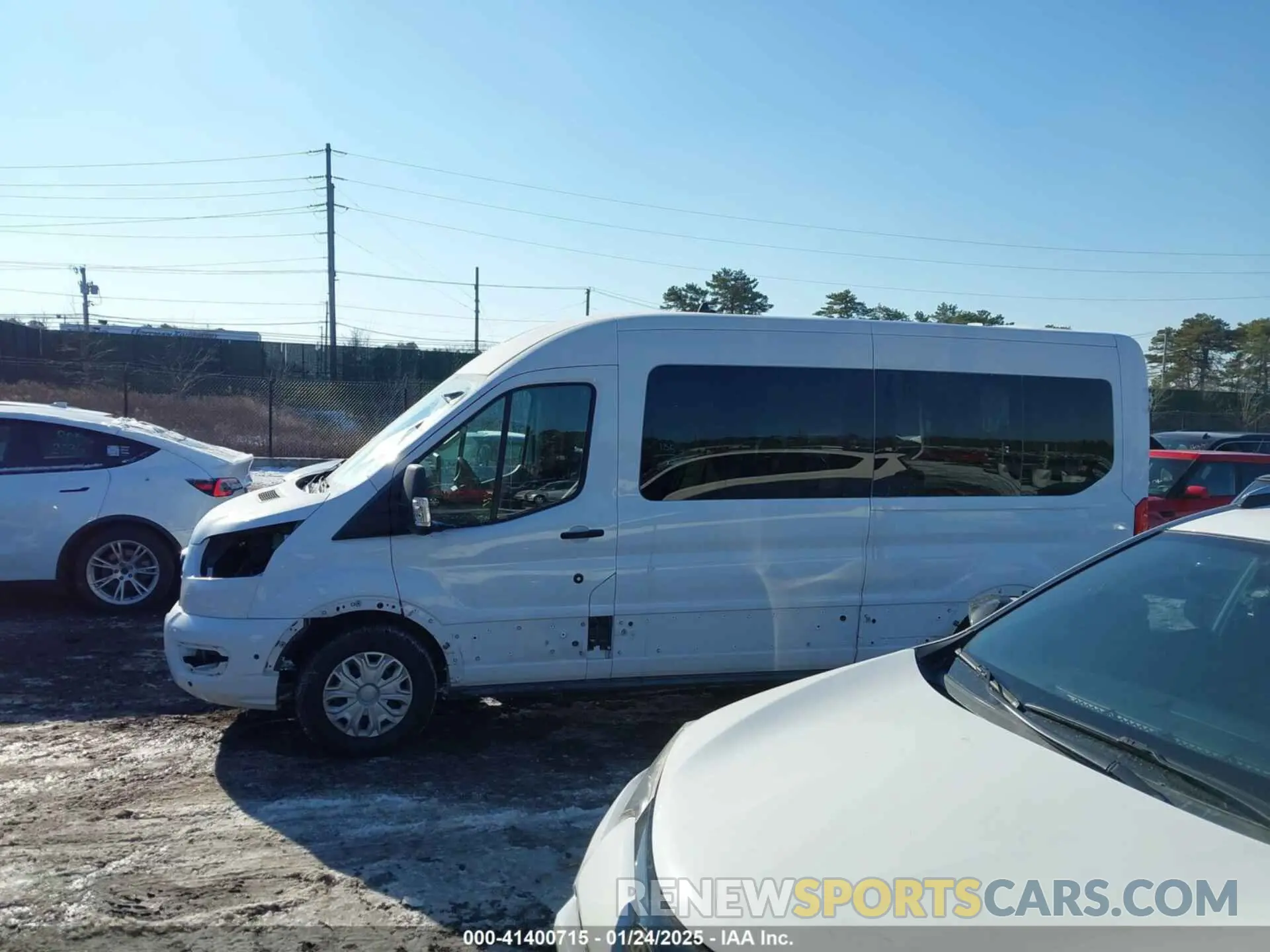 14 fotografías del automóvil dañado 1FBAX2C85RKA16018 FORD TRANSIT-350 PASSENGER VAN 2024
