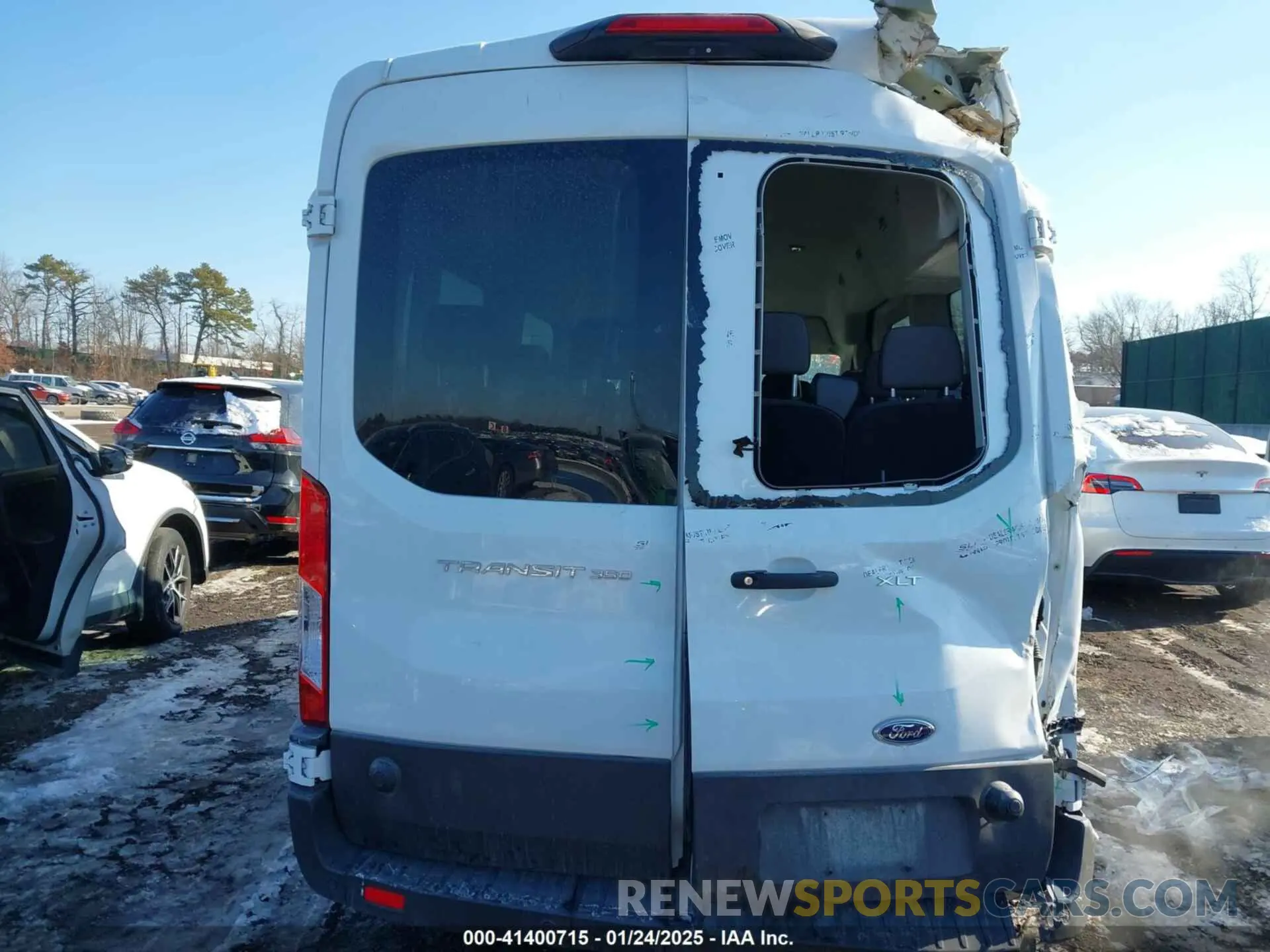 16 fotografías del automóvil dañado 1FBAX2C85RKA16018 FORD TRANSIT-350 PASSENGER VAN 2024