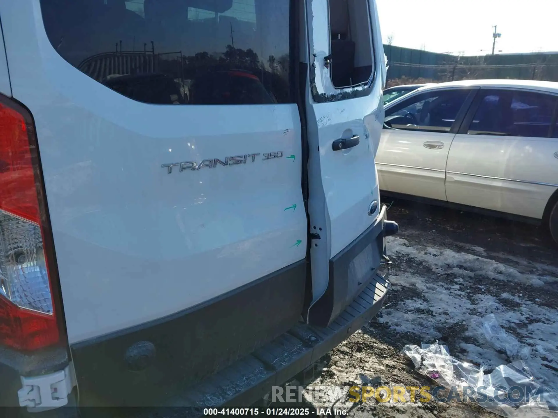 18 fotografías del automóvil dañado 1FBAX2C85RKA16018 FORD TRANSIT-350 PASSENGER VAN 2024