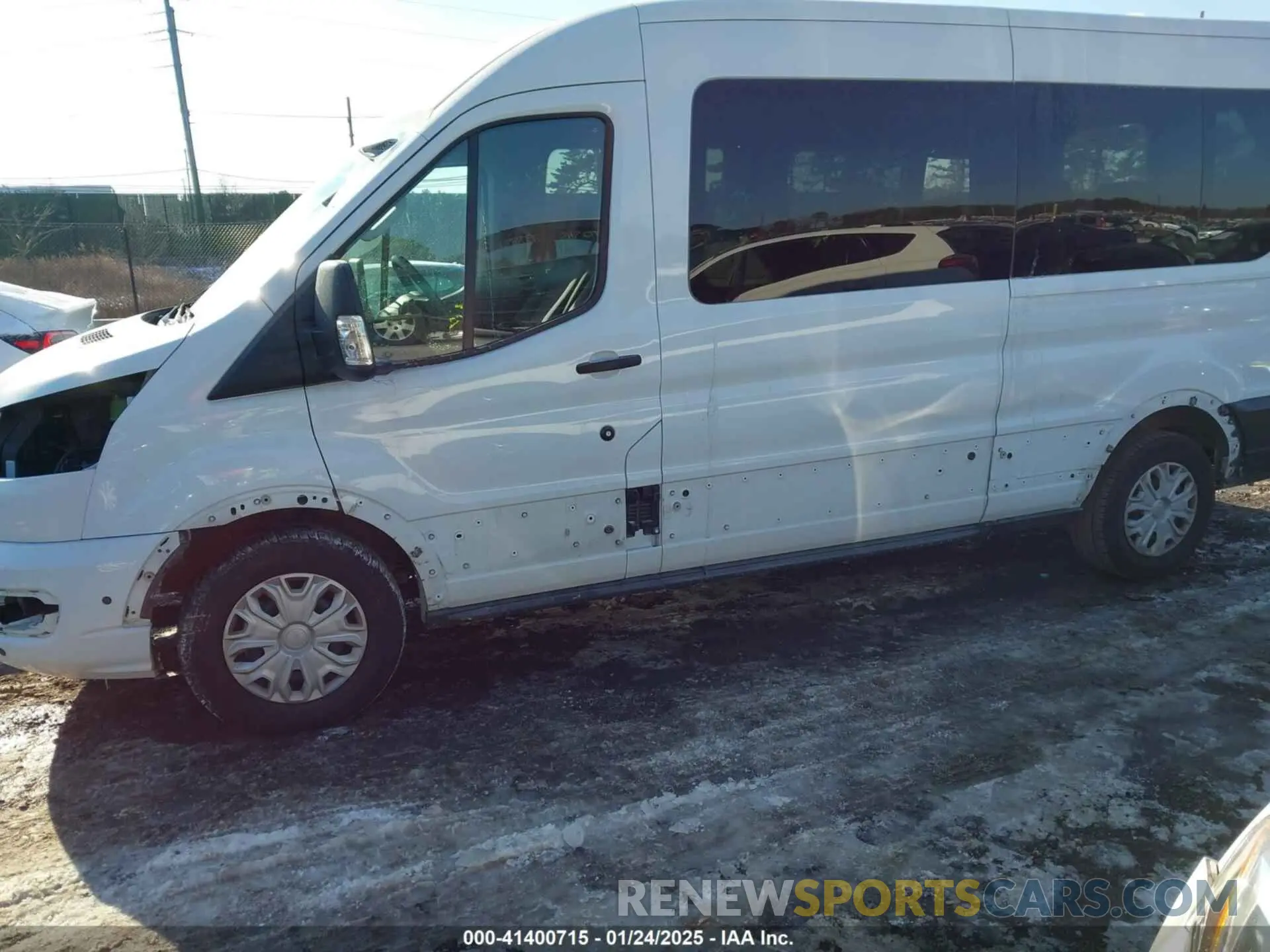 19 fotografías del automóvil dañado 1FBAX2C85RKA16018 FORD TRANSIT-350 PASSENGER VAN 2024