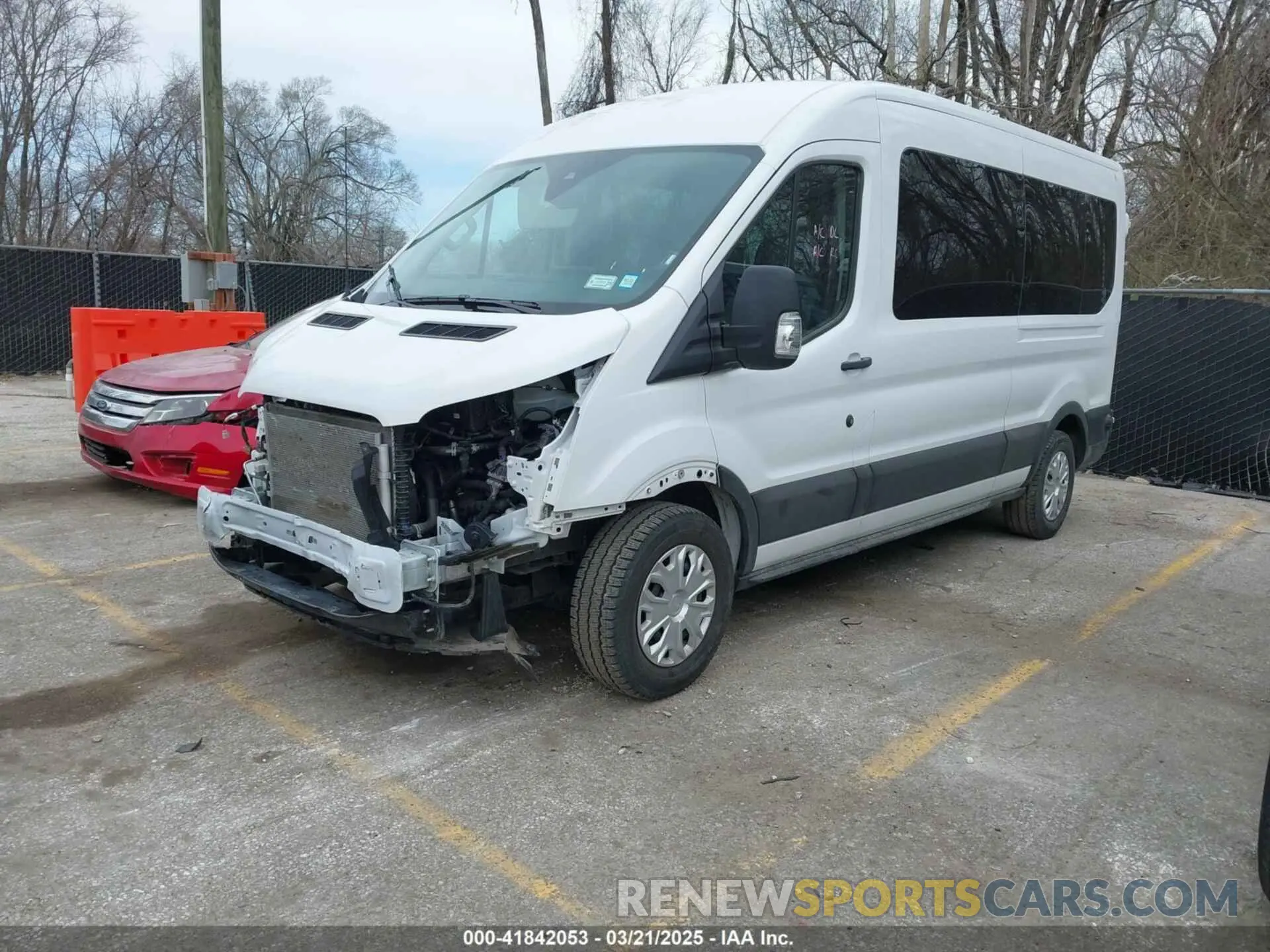 2 fotografías del automóvil dañado 1FBAX2C86RKA52252 FORD TRANSIT-350 PASSENGER VAN 2024