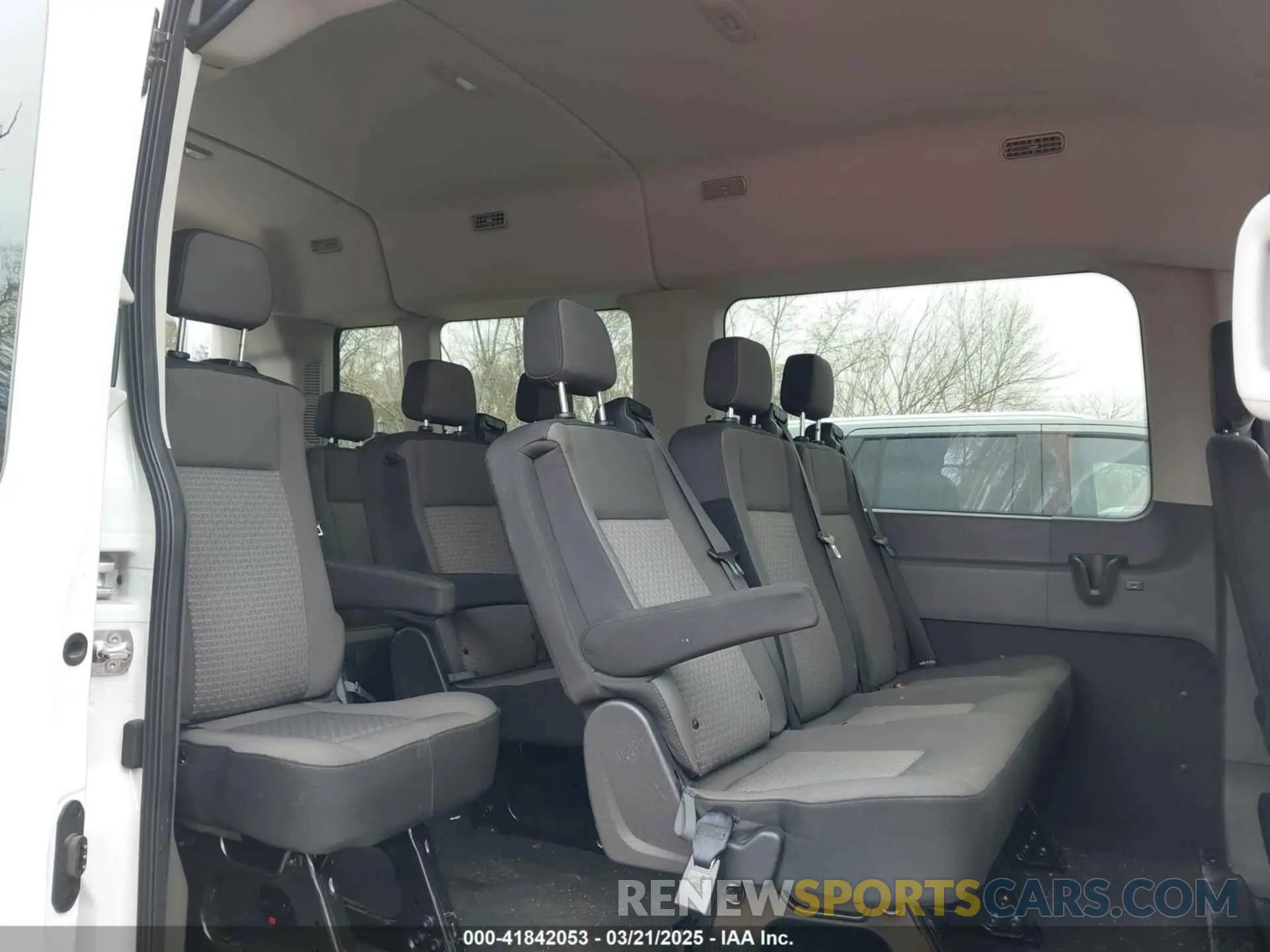8 fotografías del automóvil dañado 1FBAX2C86RKA52252 FORD TRANSIT-350 PASSENGER VAN 2024