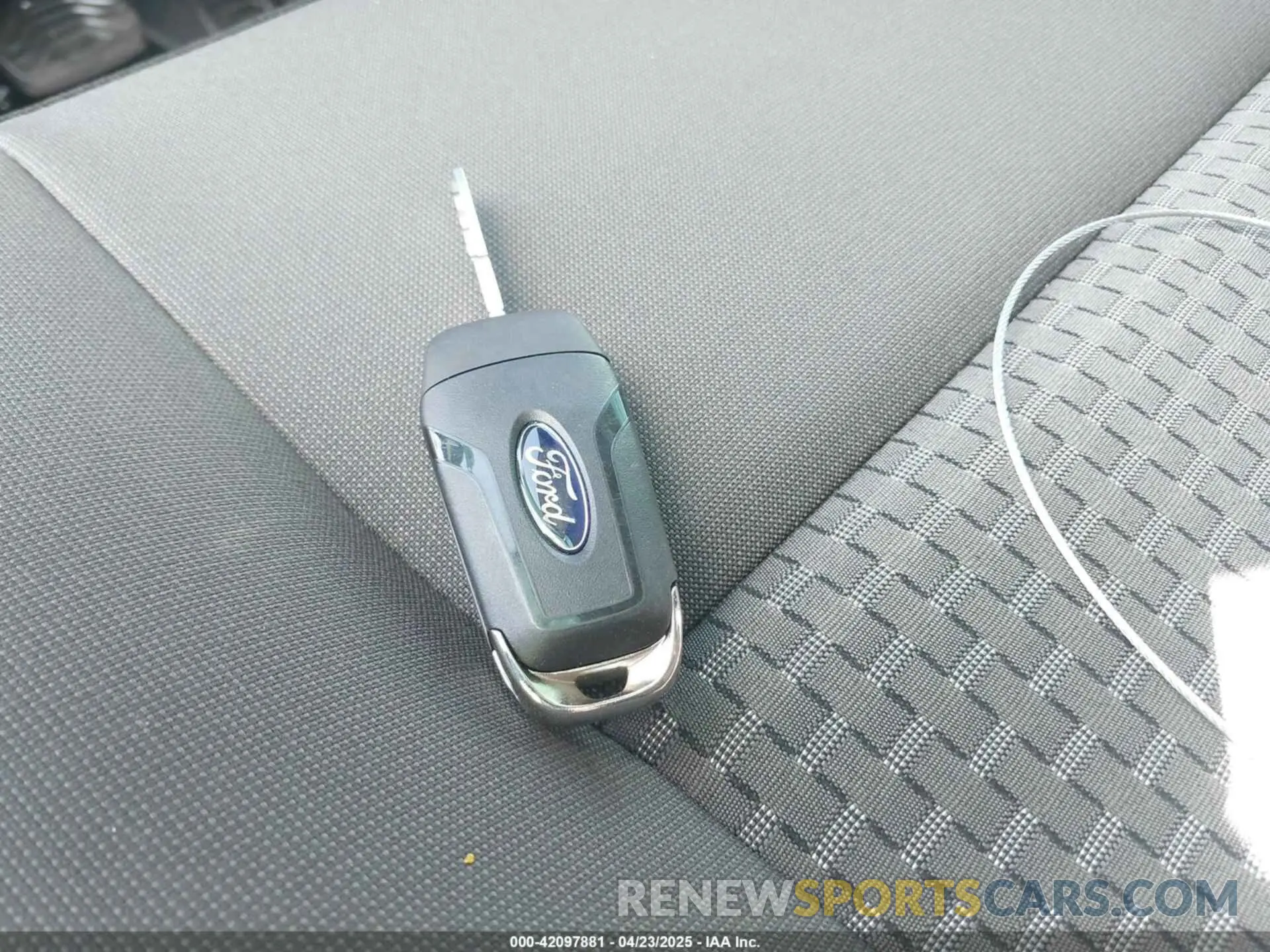 11 fotografías del automóvil dañado 1FBAX9Y82RKB84992 FORD TRANSIT-350 PASSENGER VAN 2024