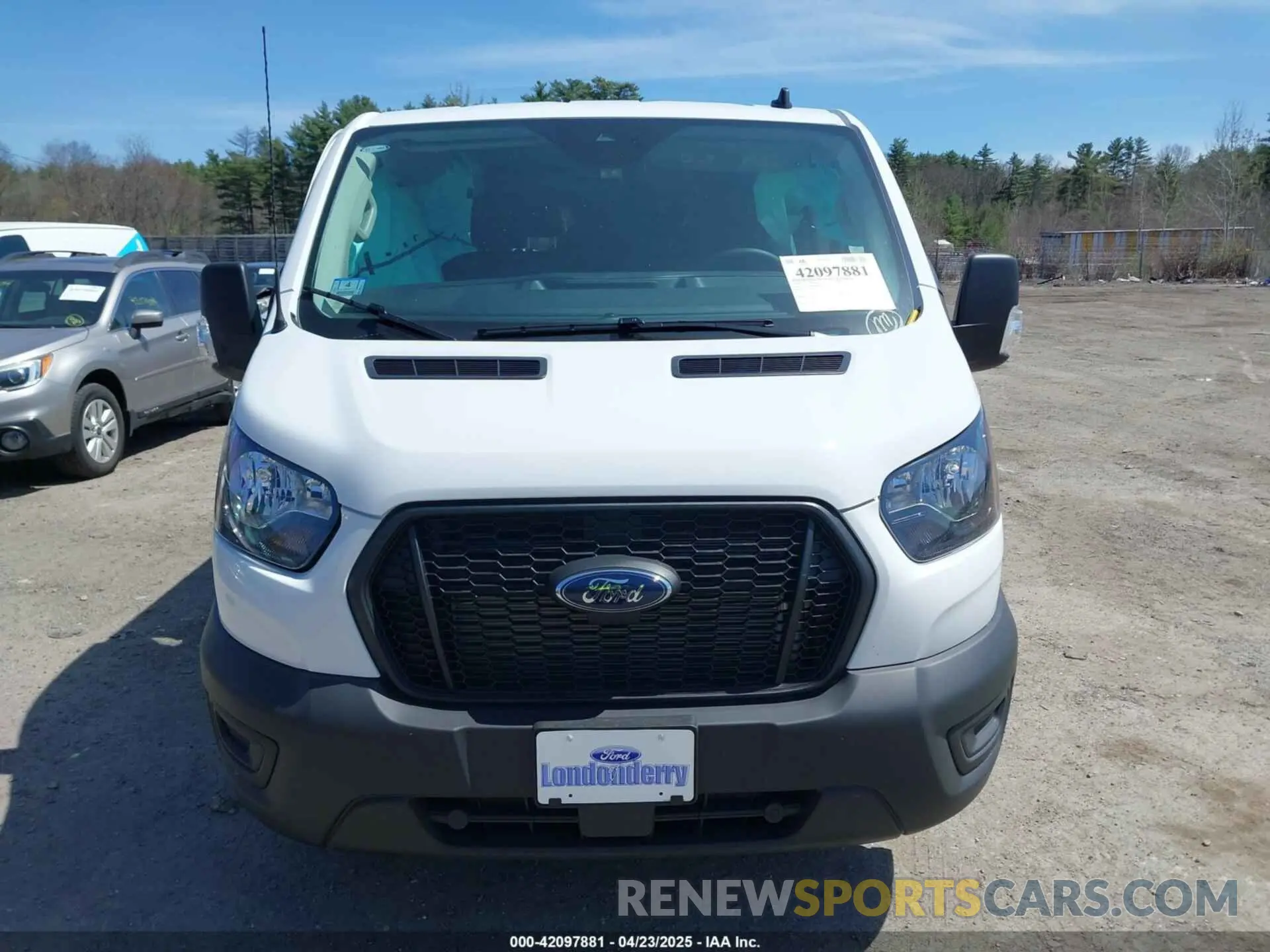 13 fotografías del automóvil dañado 1FBAX9Y82RKB84992 FORD TRANSIT-350 PASSENGER VAN 2024