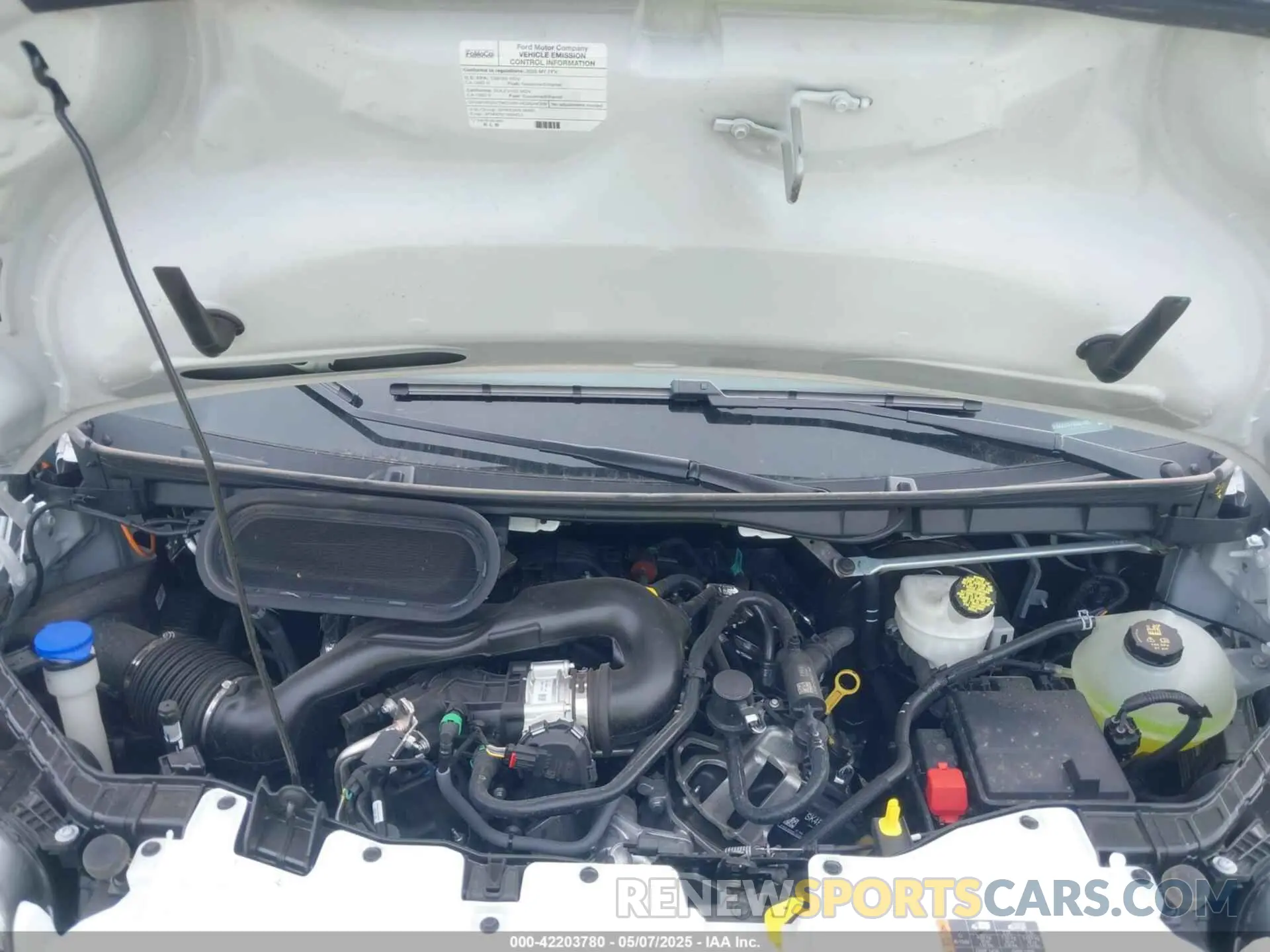 10 fotografías del automóvil dañado 1FBAX2C87SKA21405 FORD TRANSIT-350 PASSENGER VAN 2025