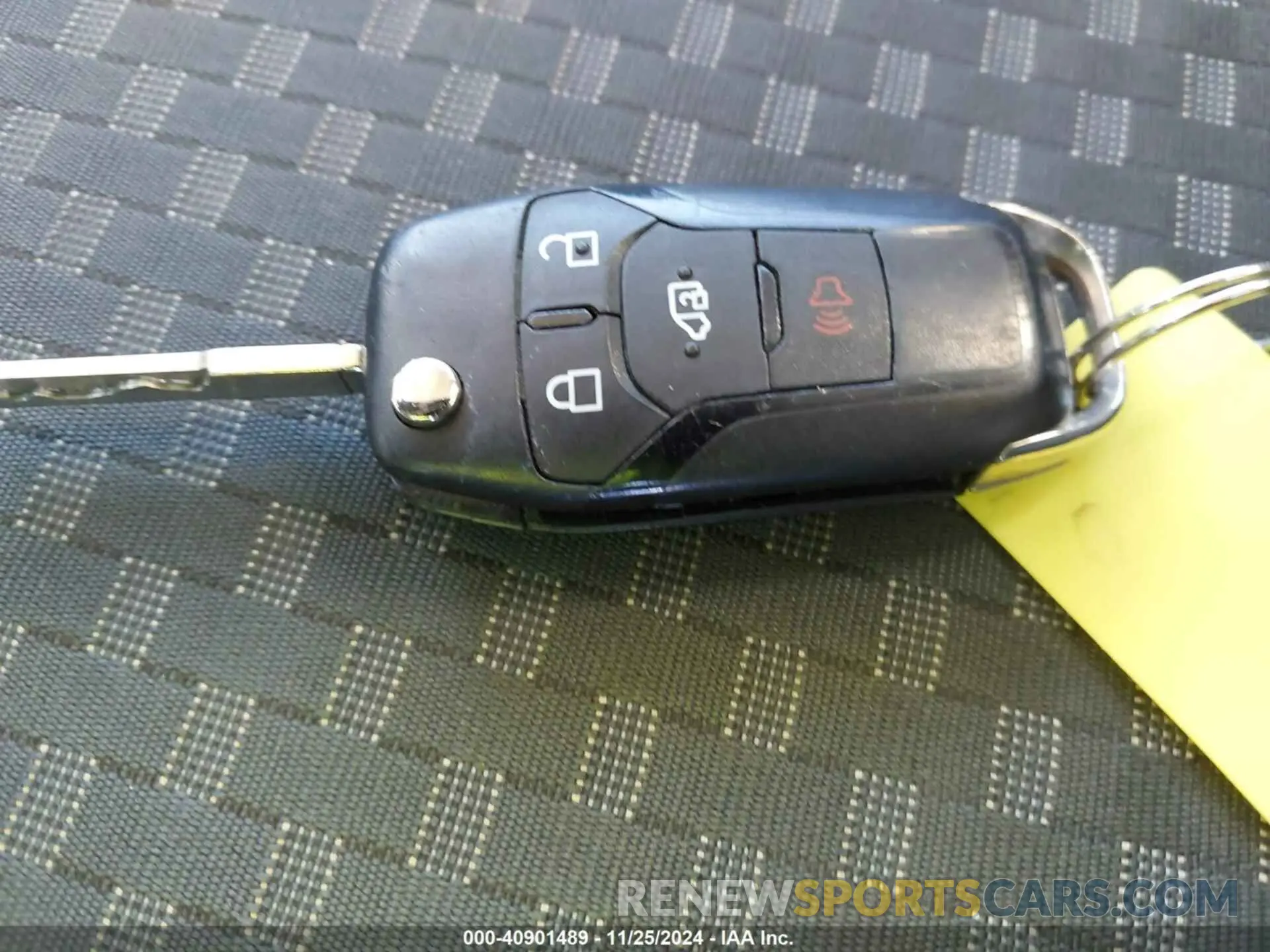 11 fotografías del automóvil dañado NM0LE7F24K1384133 FORD TRANSIT CONNECT 2019