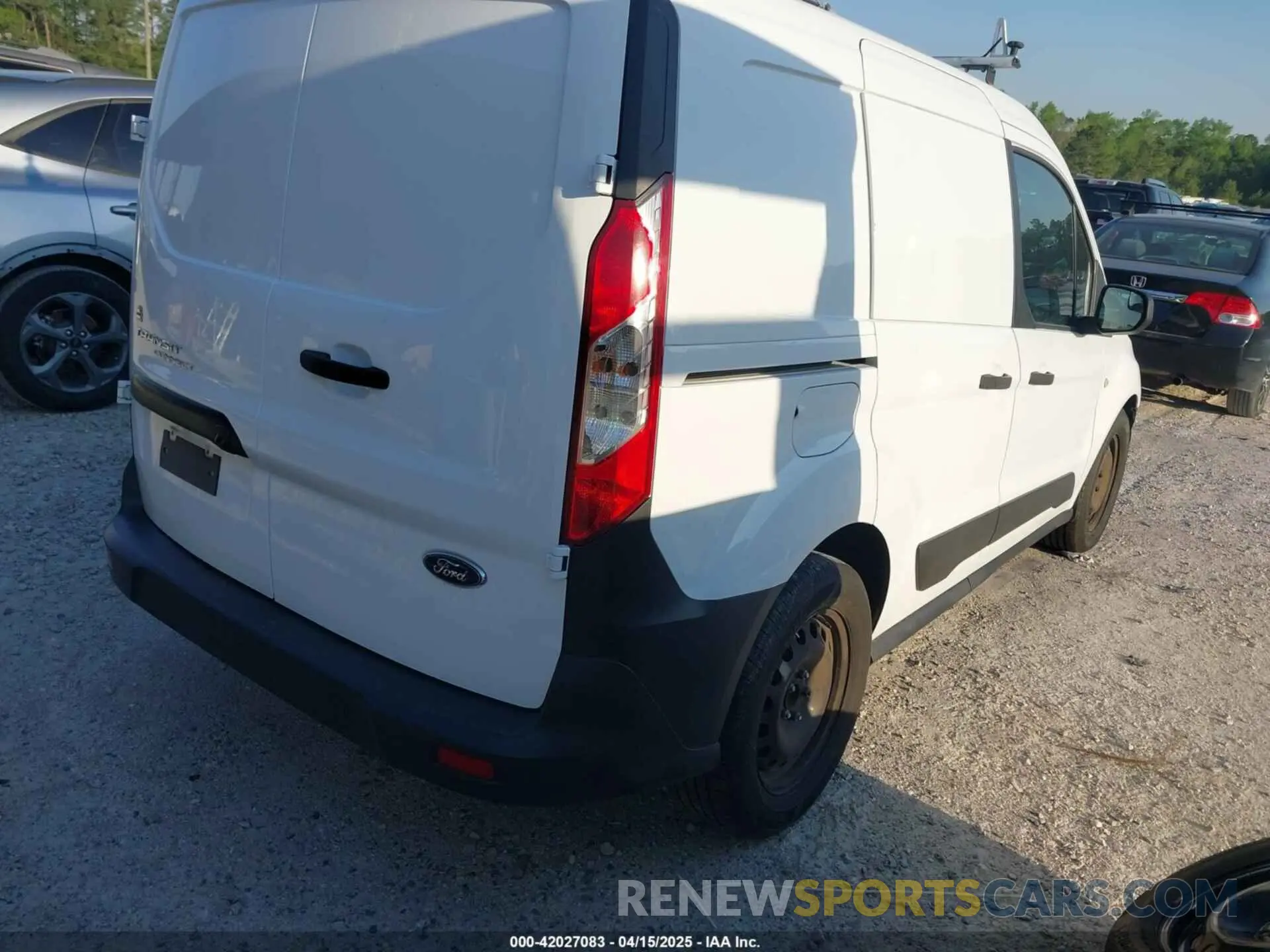 4 fotografías del automóvil dañado NM0LS6E26K1391010 FORD TRANSIT CONNECT 2019